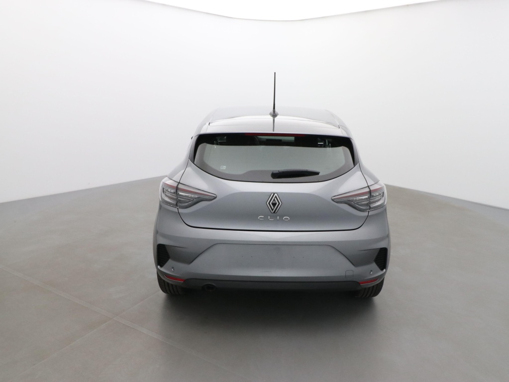 69852_p51 - RENAULT - CLIO - 2025 - photo 3