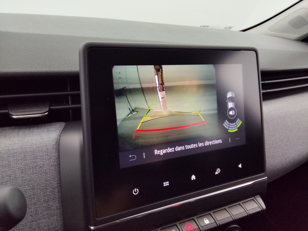 69852_p51 - RENAULT - CLIO - 2025 - photo 5