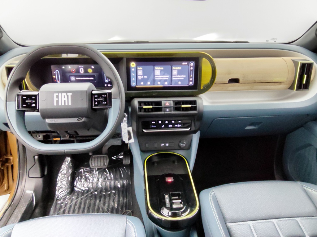 70390_p51 - FIAT - GRANDE PANDA - 2025 - photo 15