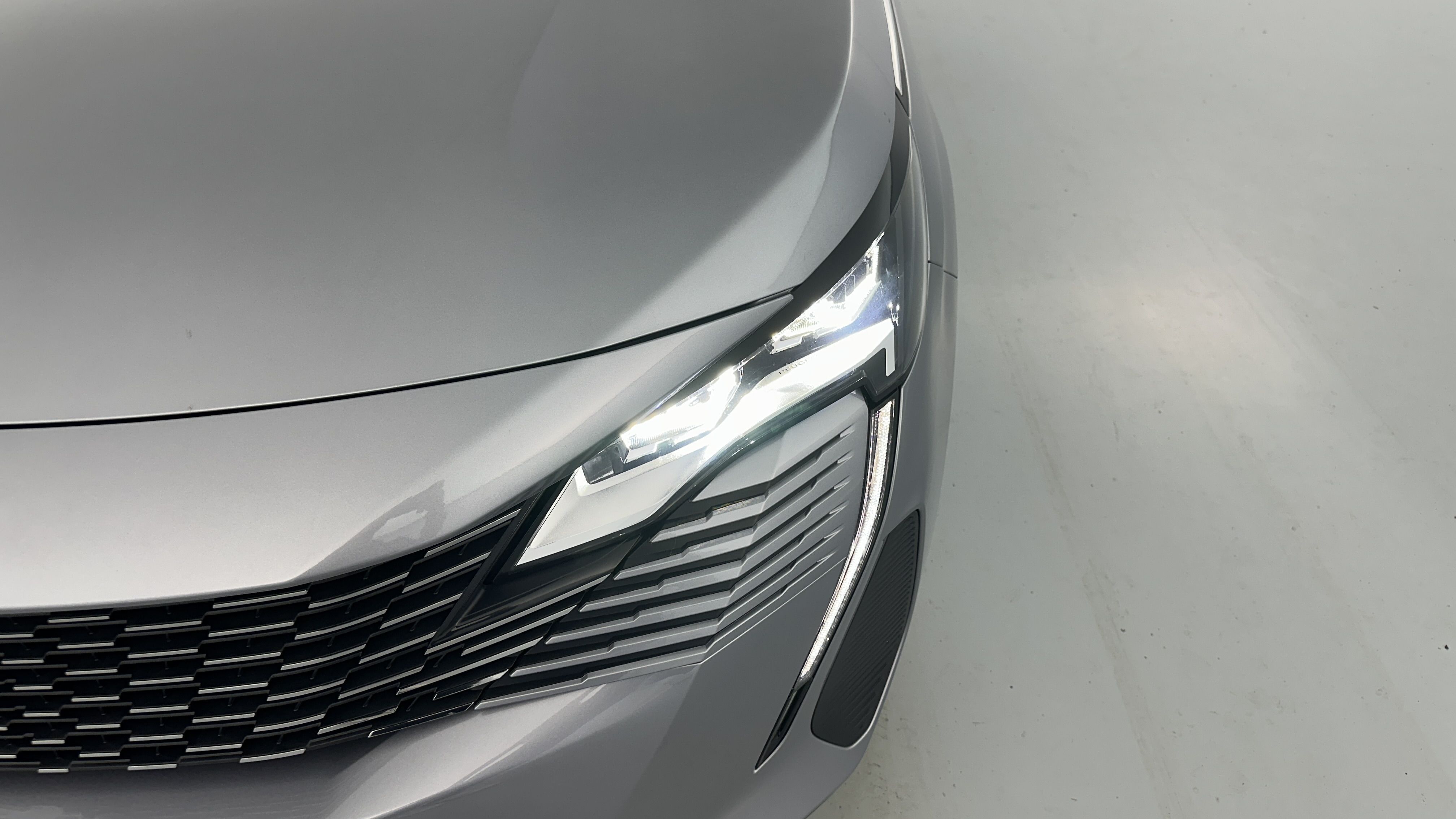 GLI00002314_p53 - PEUGEOT - 5008 - 2023 - photo 24