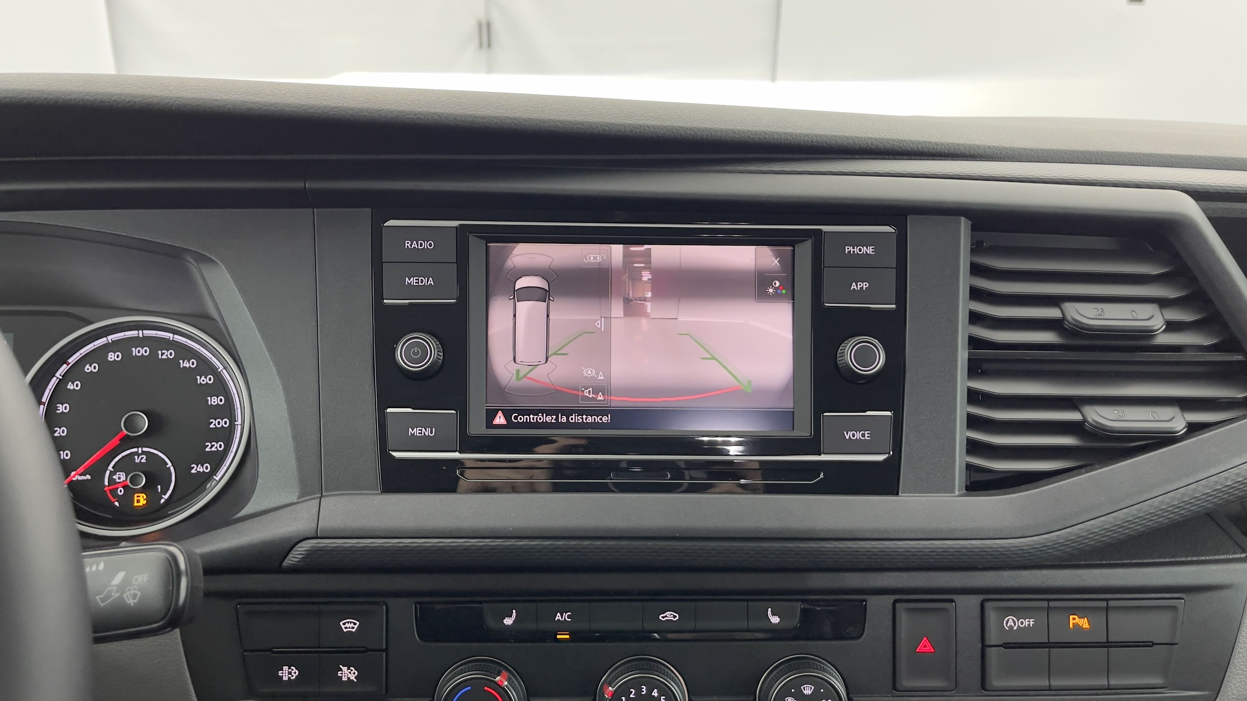 GLI00001202_p53 - VOLKSWAGEN - TRANSPORTER - 2024 - photo 16