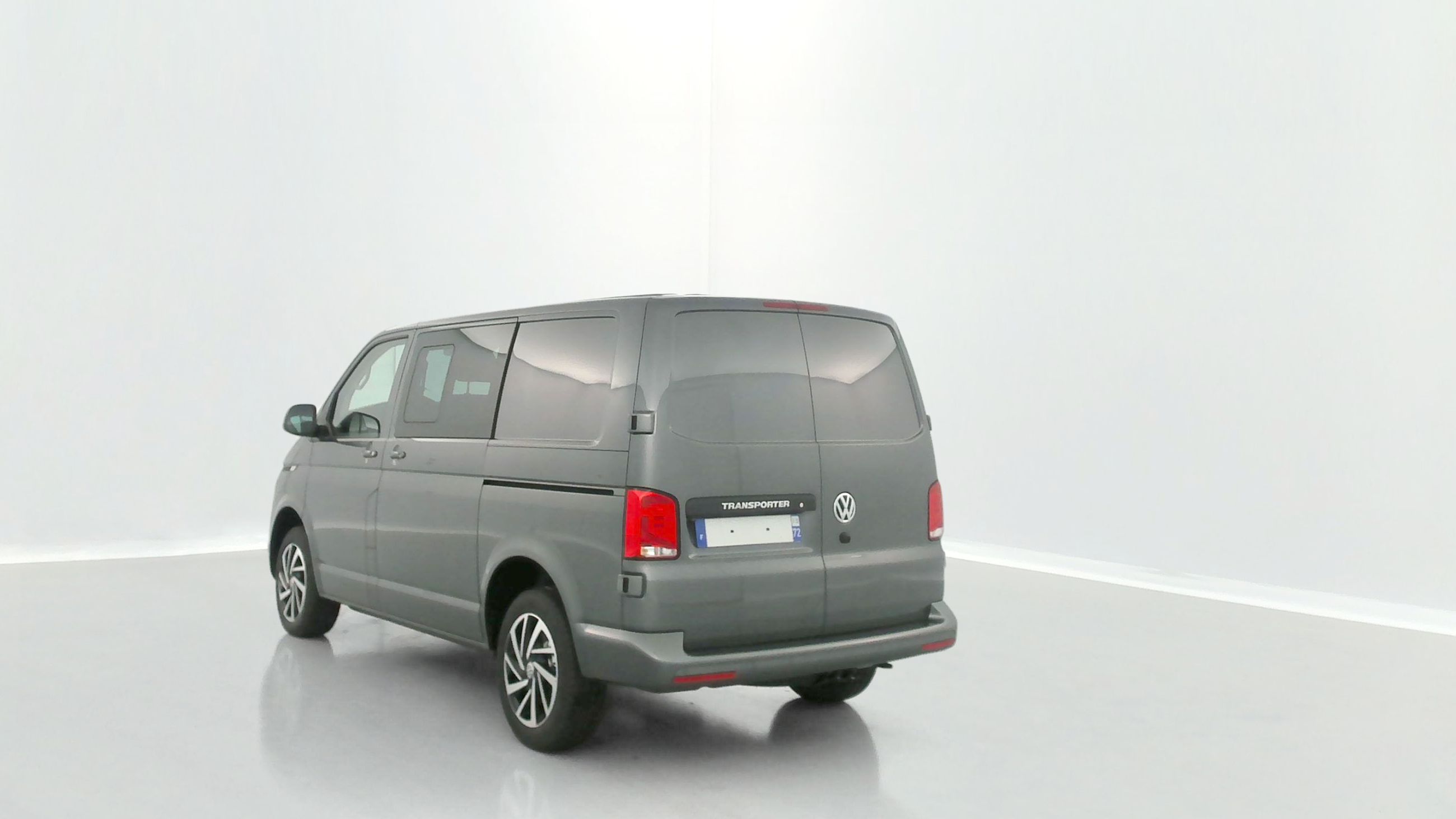 GLI00001085_p53 - VOLKSWAGEN - TRANSPORTER - 2024 - photo 5