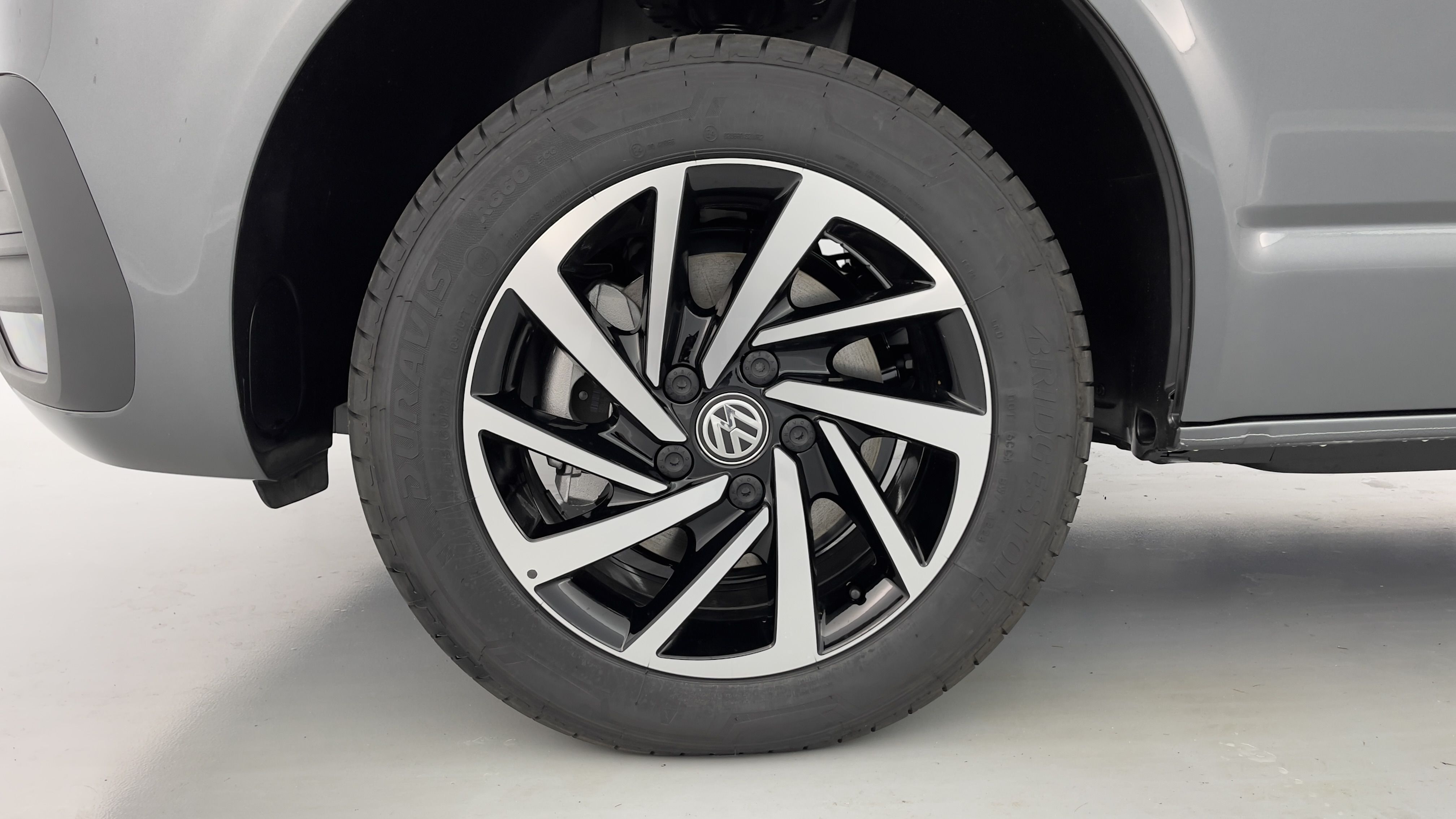 GLI00001085_p53 - VOLKSWAGEN - TRANSPORTER - 2024 - photo 12