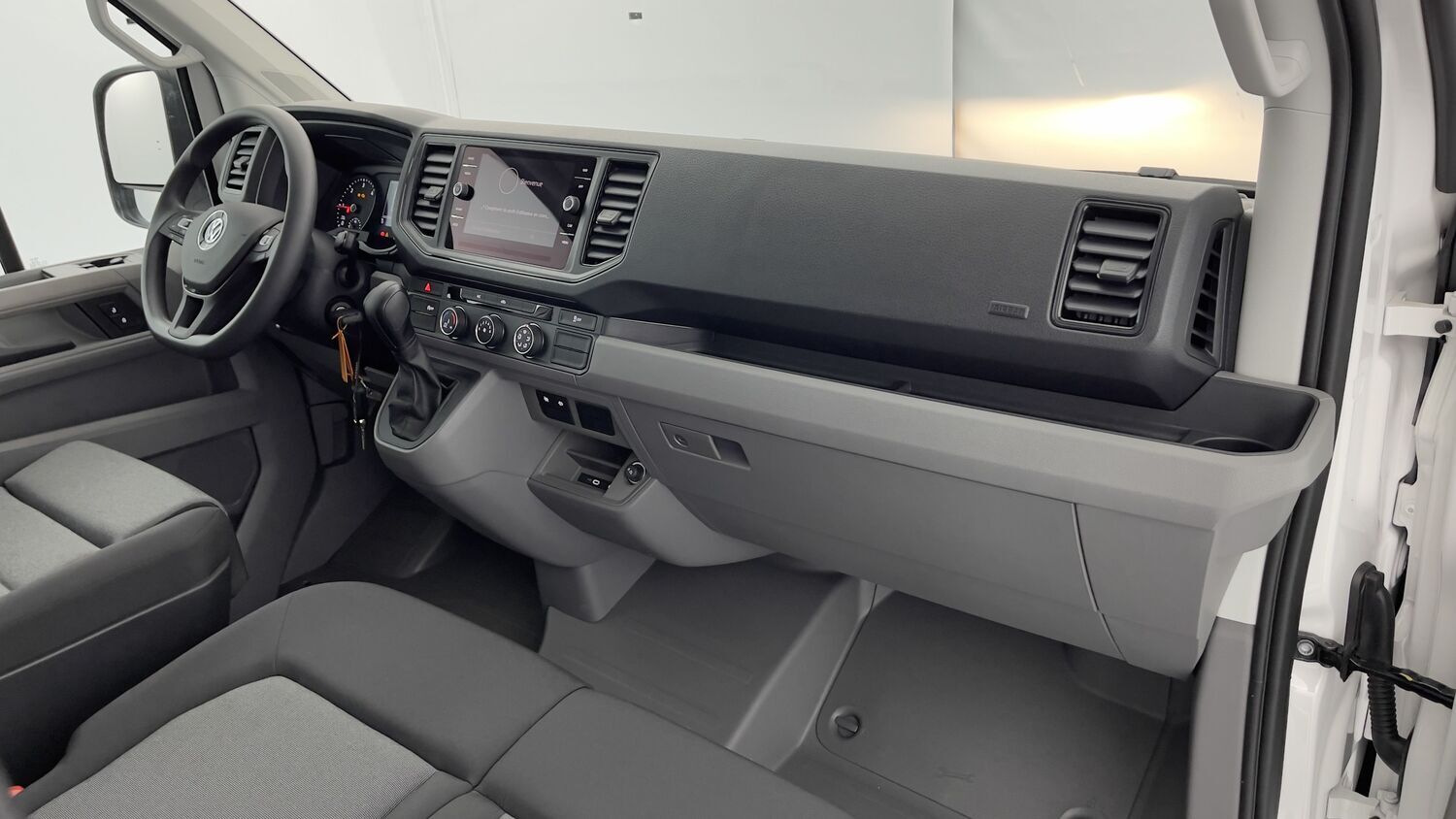 GLI00274379_p53 - VOLKSWAGEN - CRAFTER - 2024 - photo 7