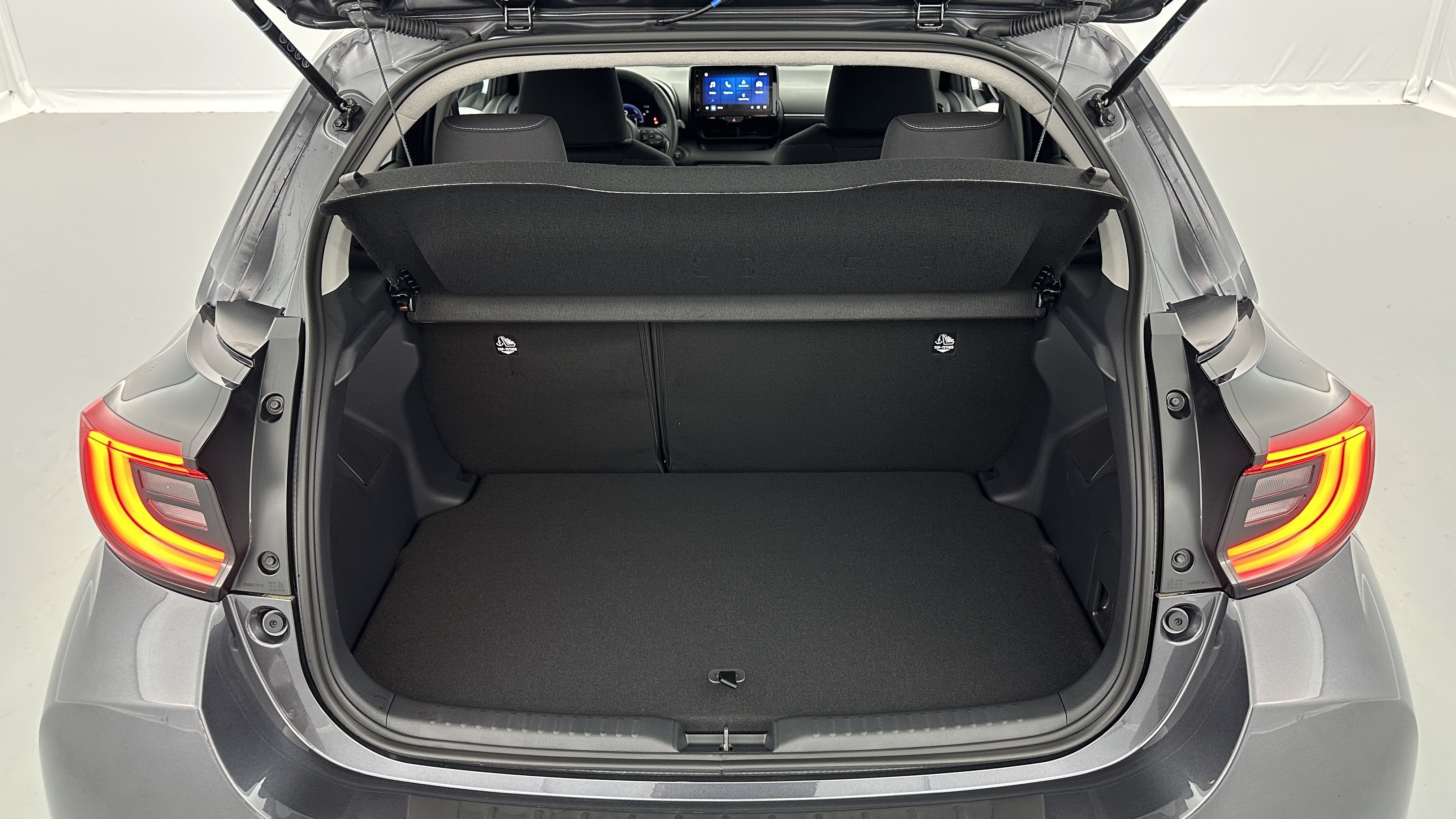 GLI00001827_p53 - TOYOTA - YARIS - 2024 - photo 10