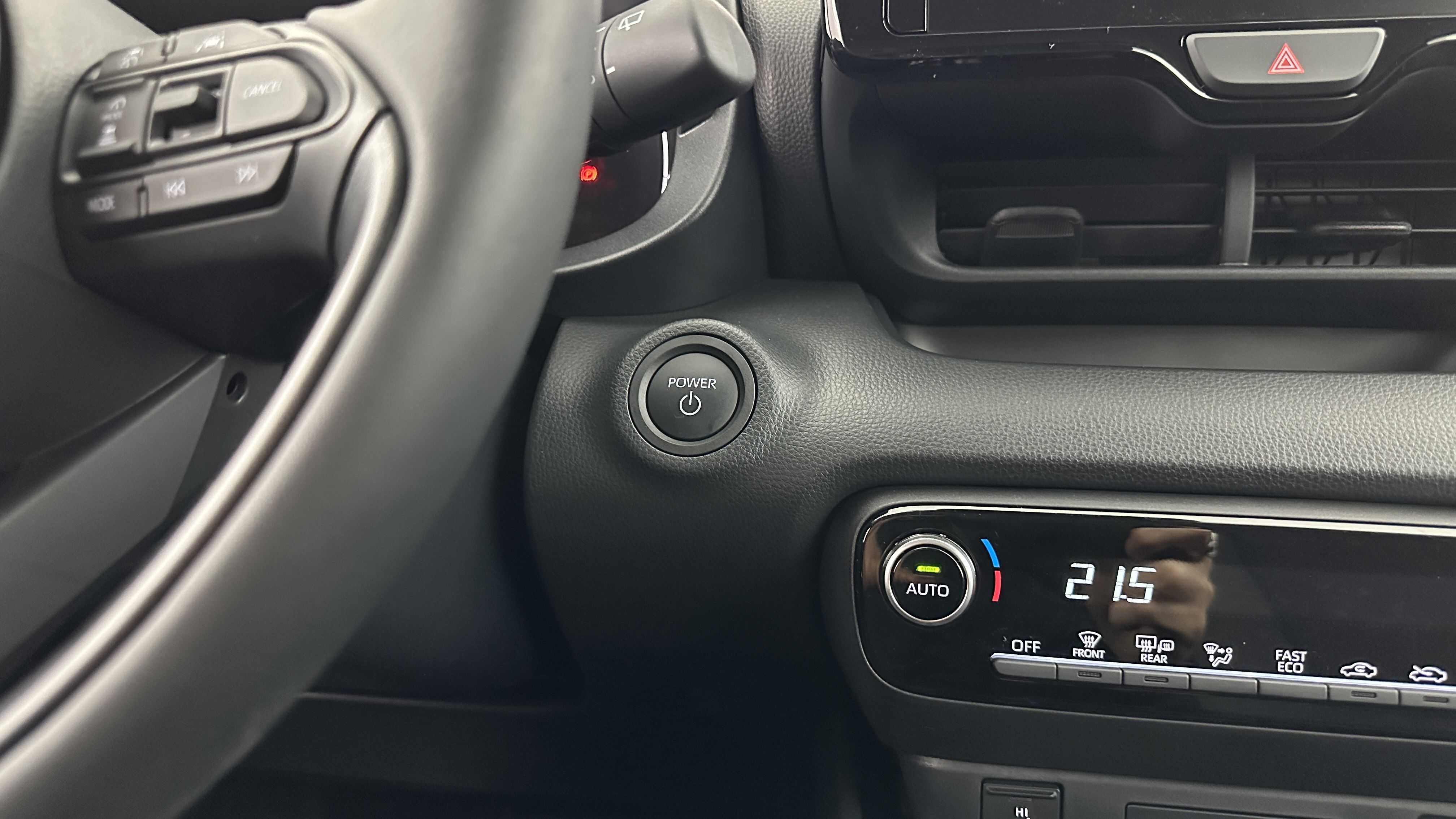 GLI00001827_p53 - TOYOTA - YARIS - 2024 - photo 21