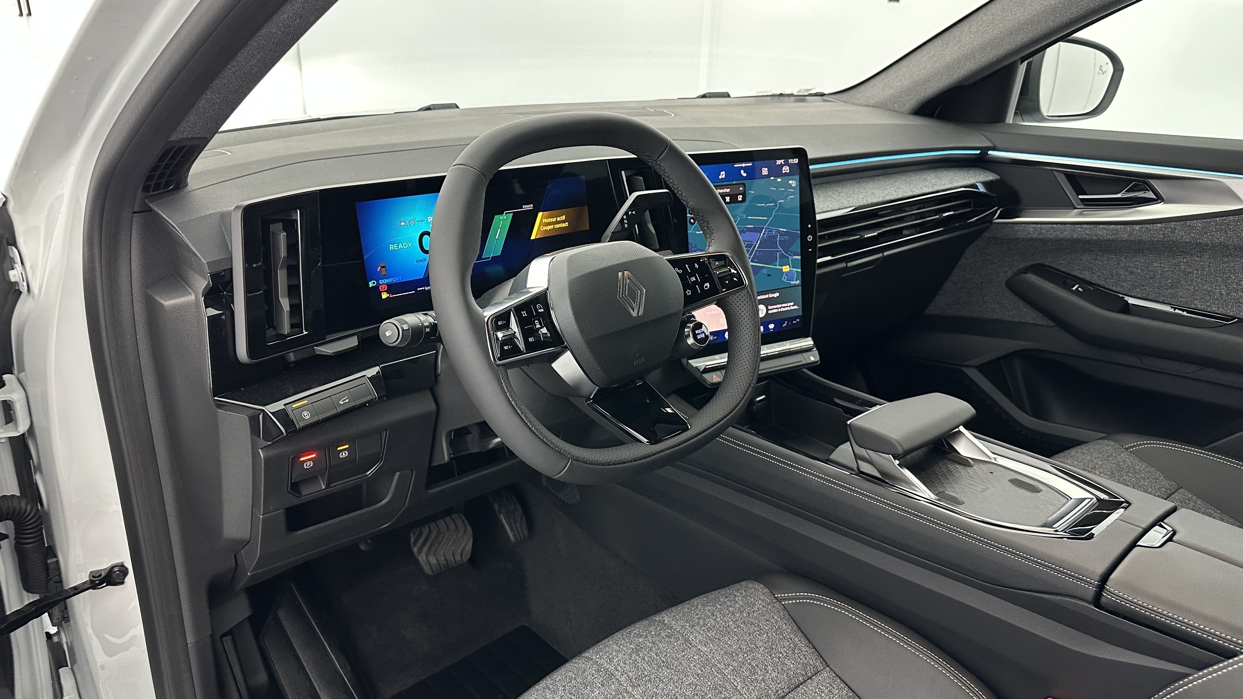 GLI00001583_p53 - RENAULT - ESPACE - 2025 - photo 6