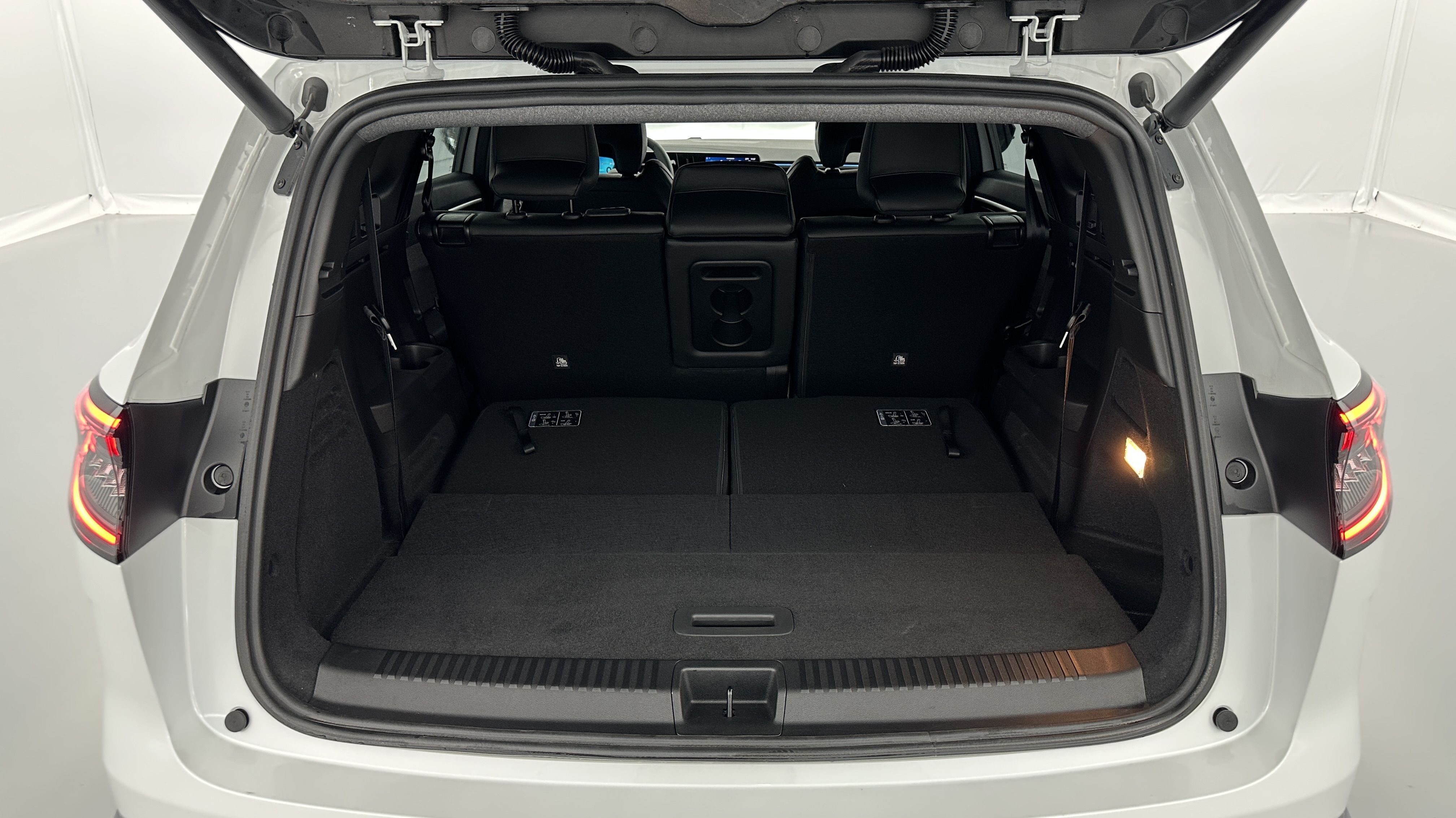 GLI00001583_p53 - RENAULT - ESPACE - 2025 - photo 10