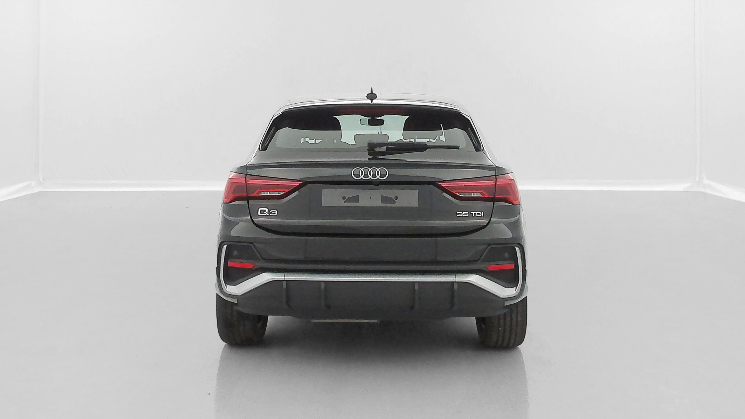 GLI00002435_p53 - AUDI - Q3 SPORTBACK - 2024 - photo 24