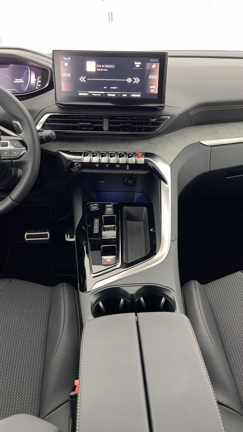 GLI00258895_p53 - PEUGEOT - 5008 - 2023 - photo 17