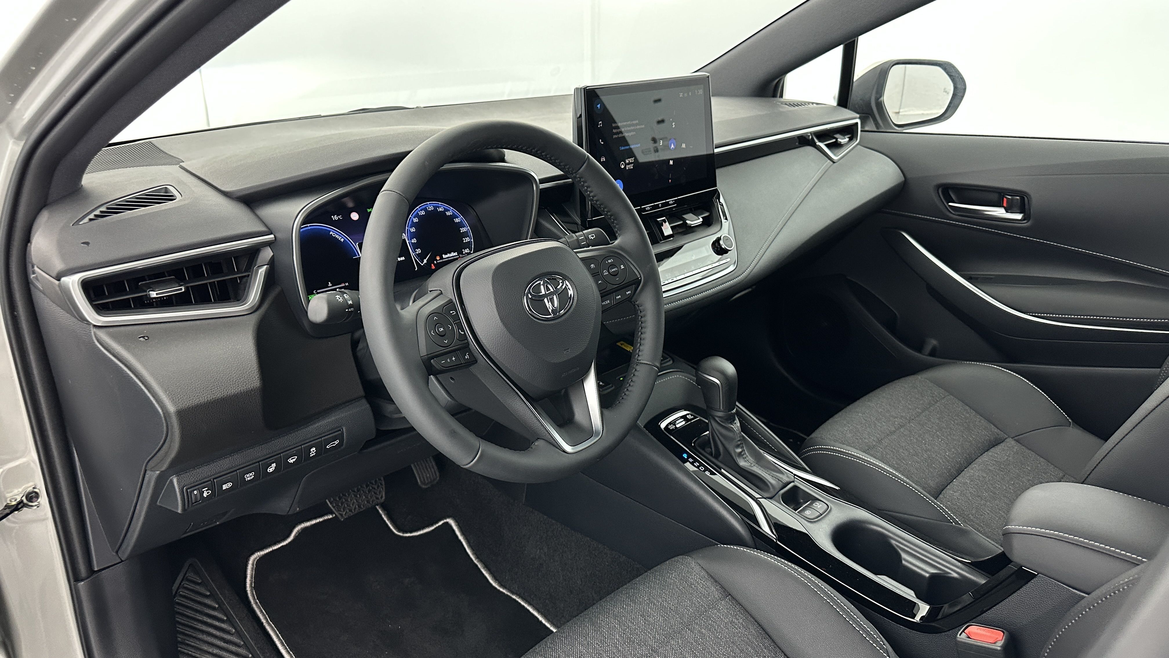 GLI00002678_p53 - TOYOTA - COROLLA TOURING SPORTS - 2025 - photo 6