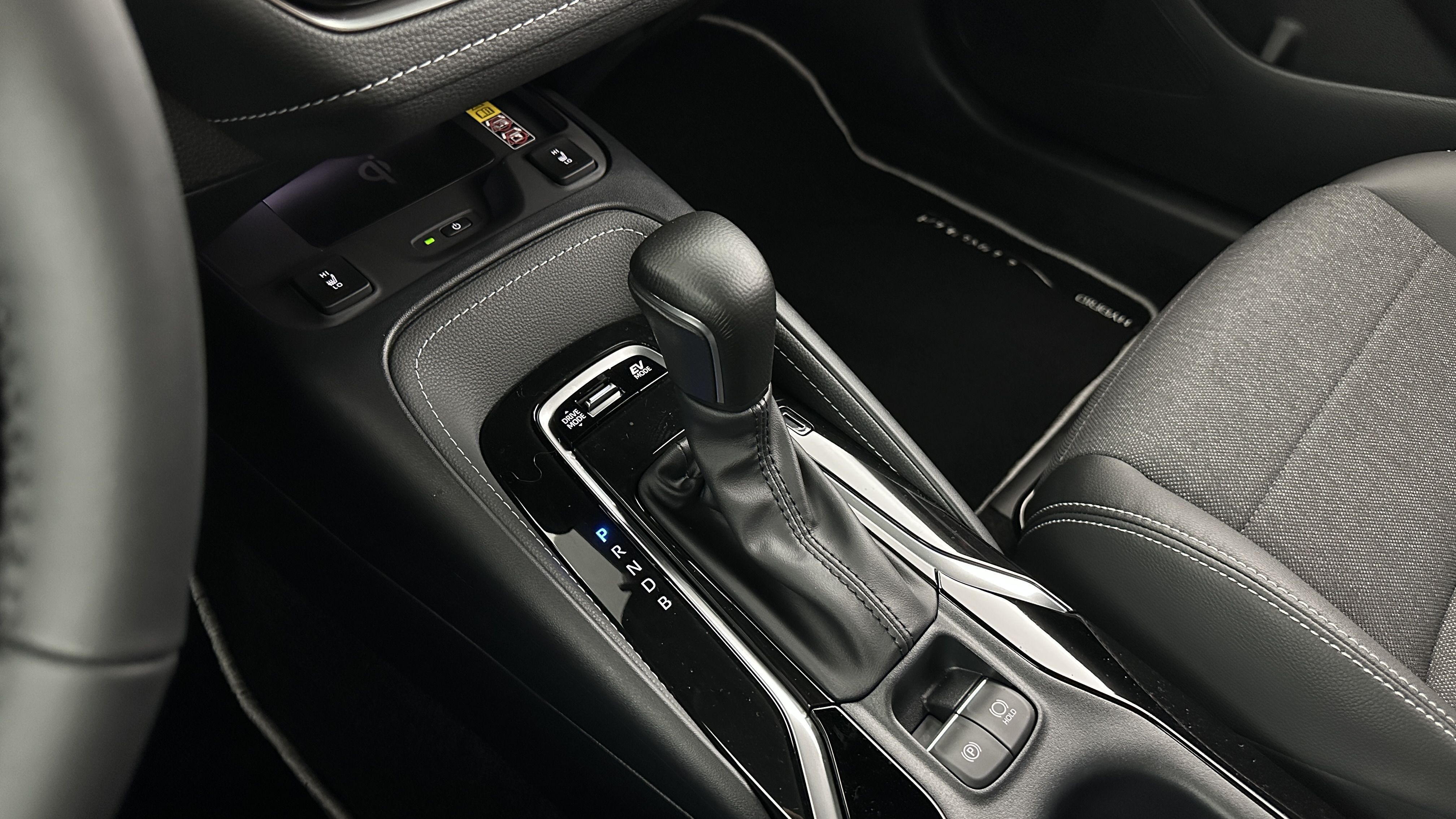 GLI00002678_p53 - TOYOTA - COROLLA TOURING SPORTS - 2025 - photo 17