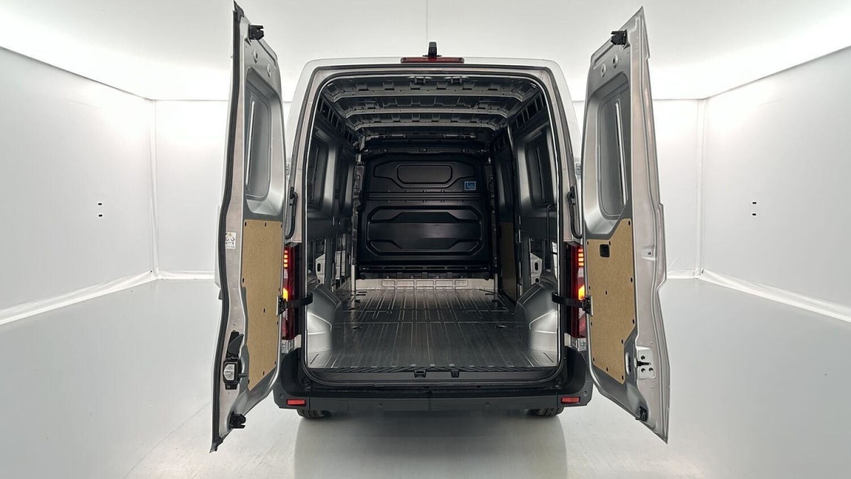 318826_p2 - NISSAN - INTERSTAR - 2025 - photo 10