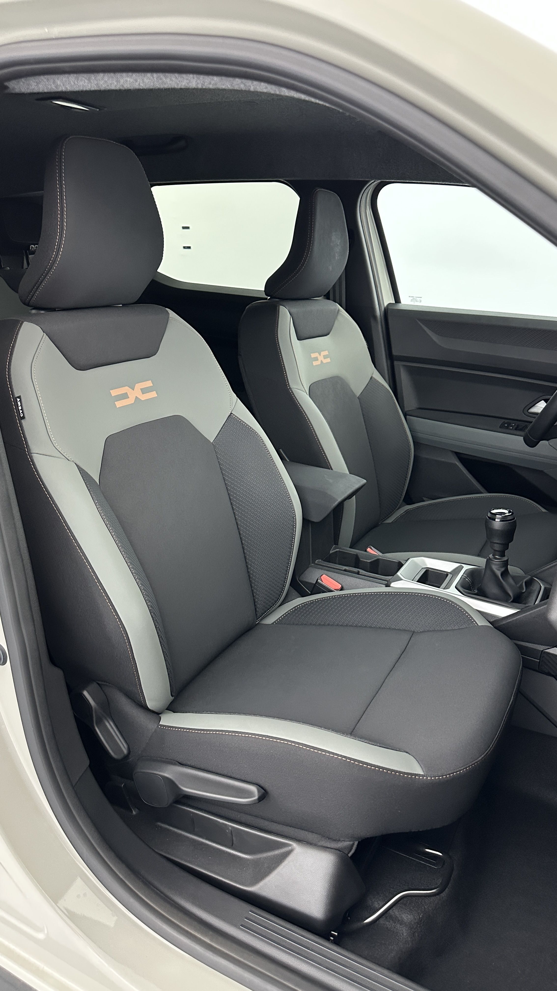 GLI00002607_p53 - DACIA - DUSTER - 2025 - photo 22