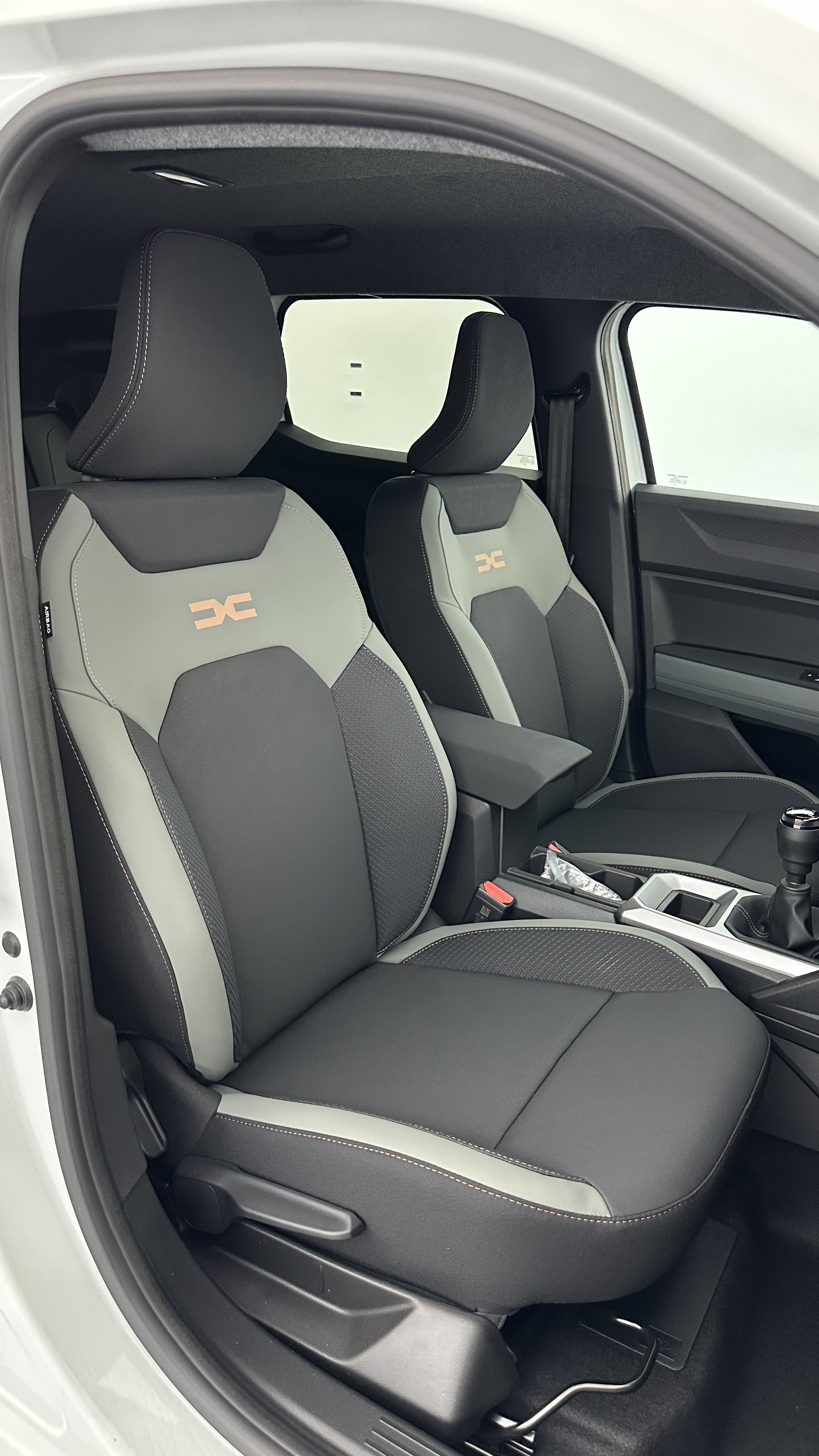 GLI00002612_p53 - DACIA - DUSTER - 2025 - photo 22