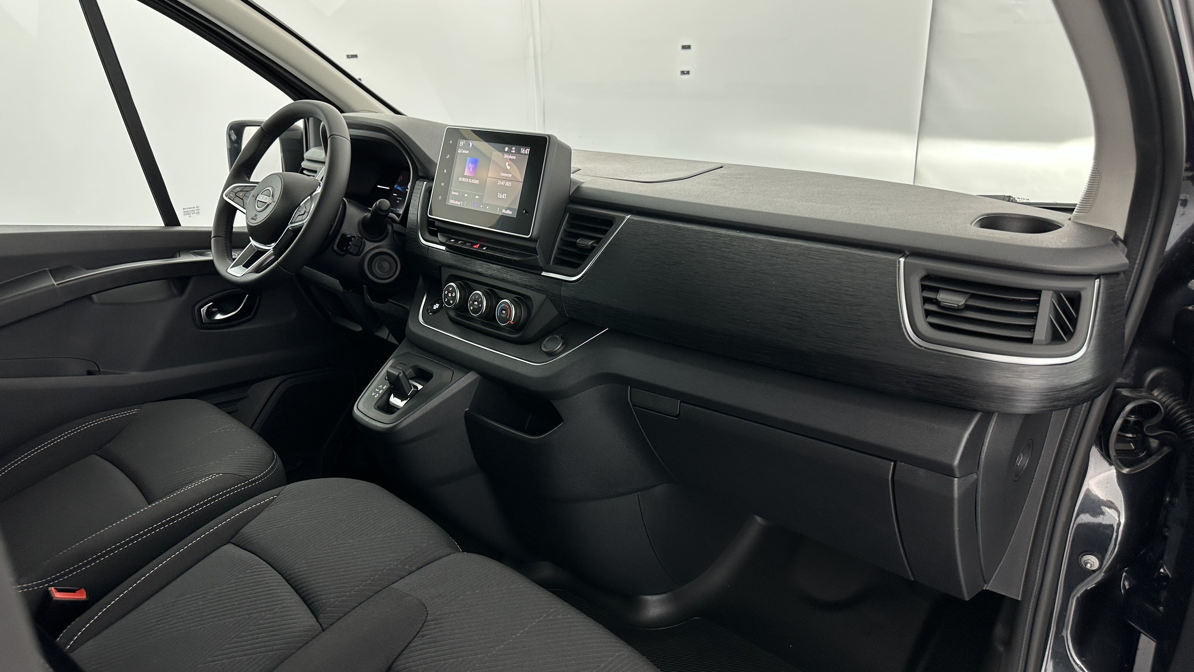 GLI00002747_p53 - NISSAN - PRIMASTAR - 2025 - photo 7