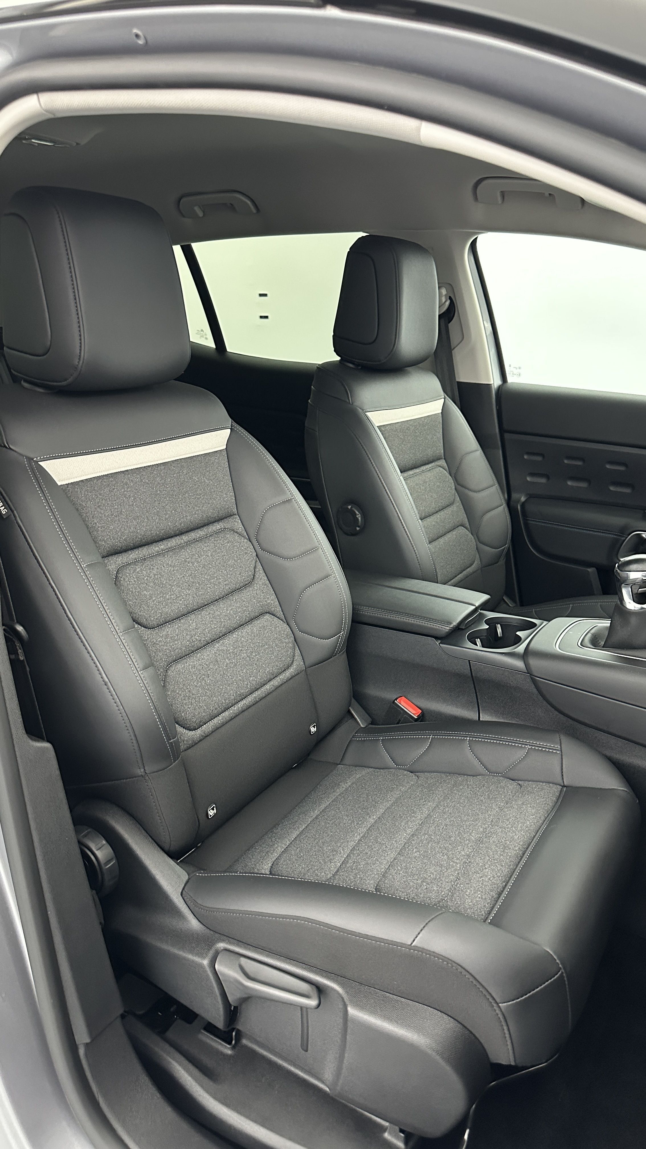 GLI00002880_p53 - CITROEN - C5 AIRCROSS - 2024 - photo 23