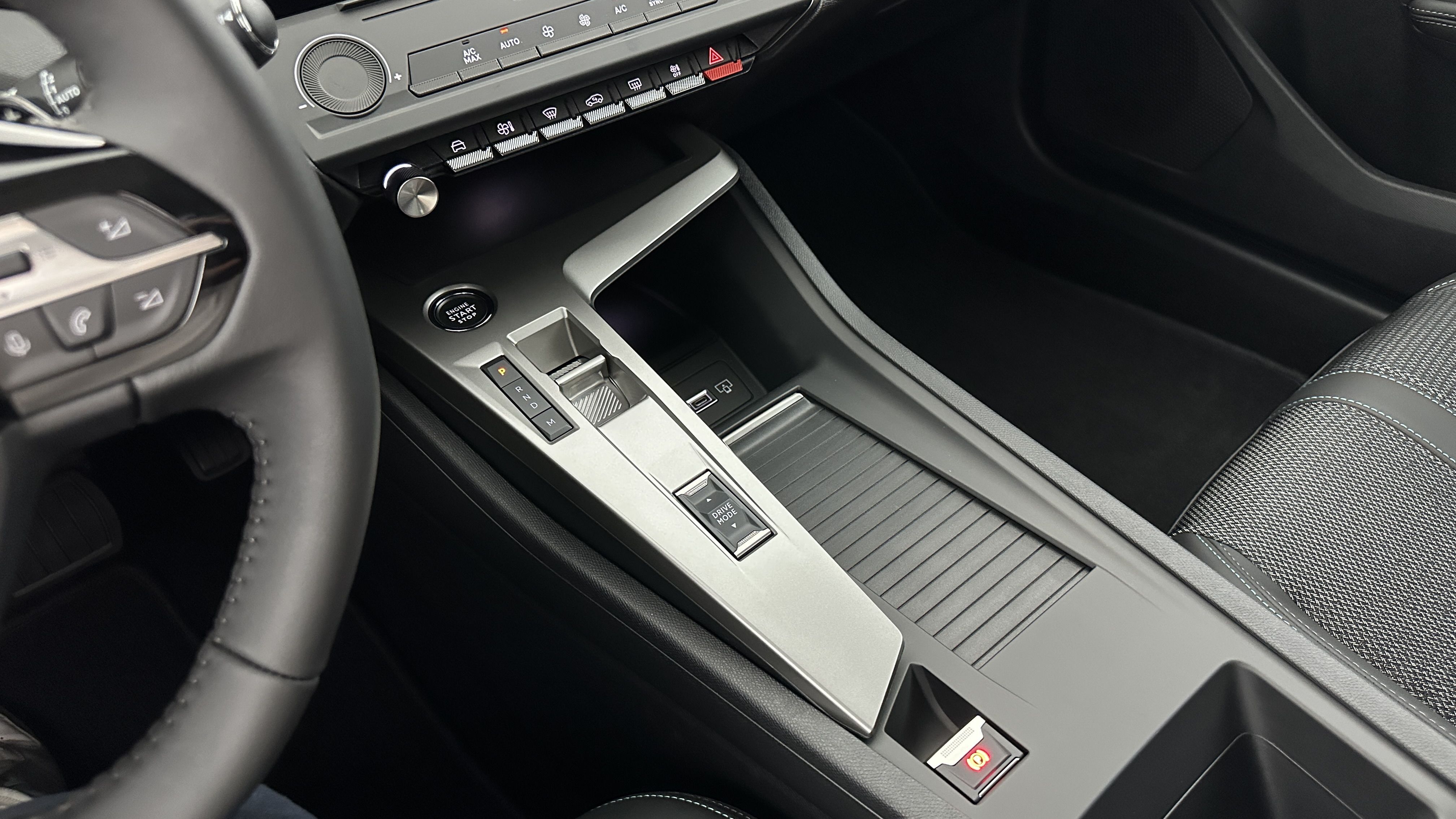 GLI00002666_p53 - PEUGEOT - 308 SW - 2025 - photo 17