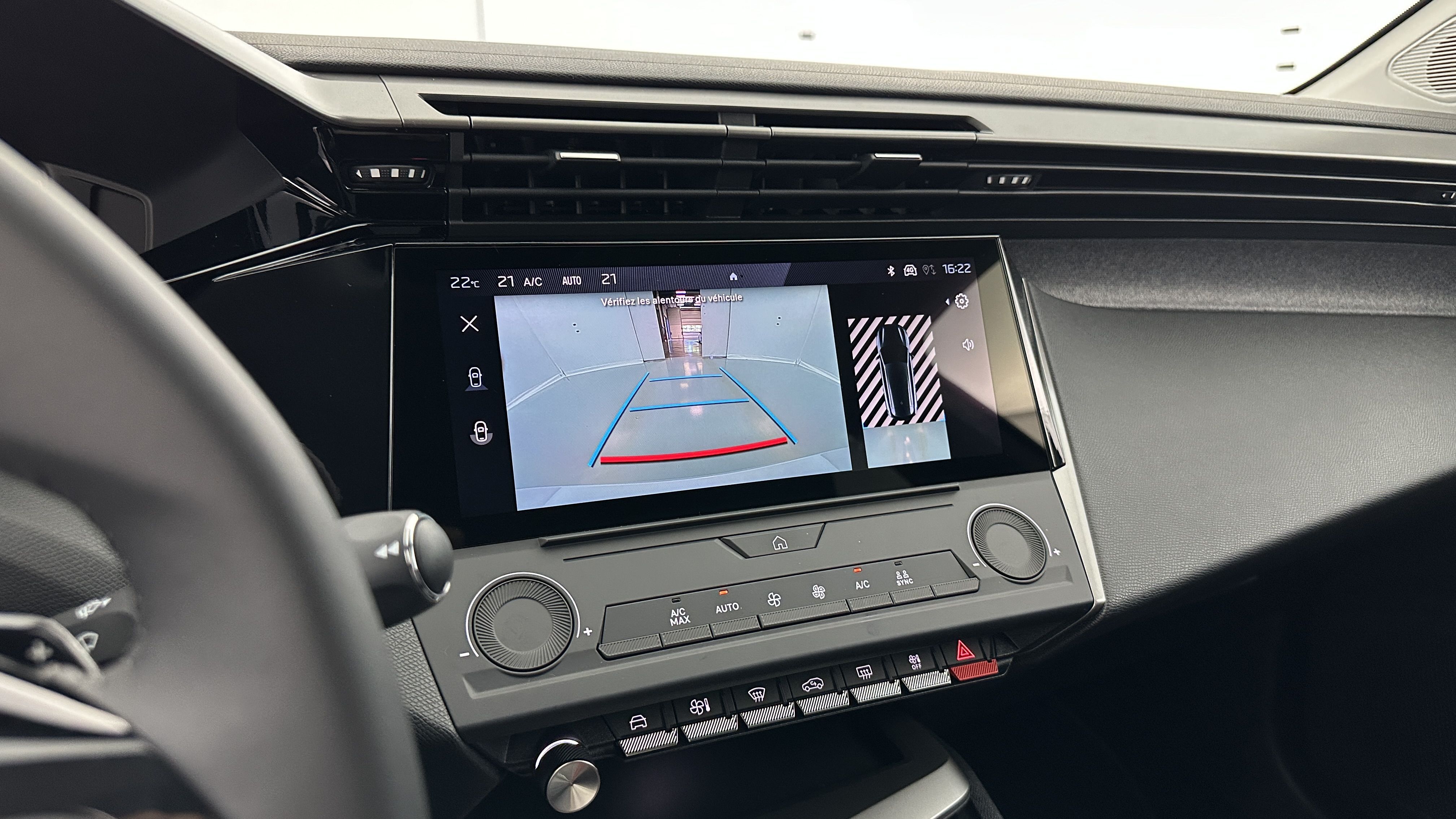 GLI00002666_p53 - PEUGEOT - 308 SW - 2025 - photo 18