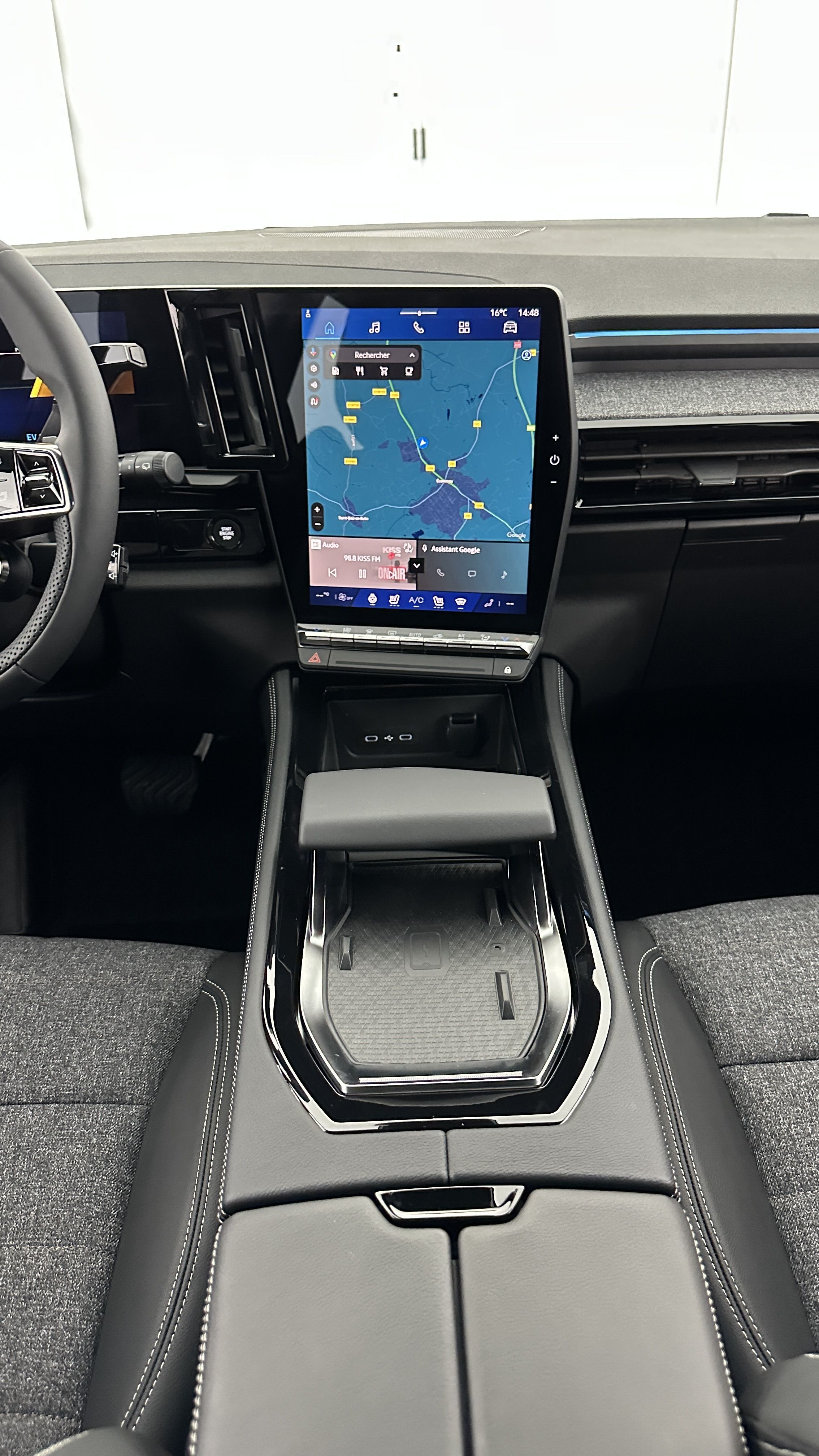 GLI00001578_p53 - RENAULT - ESPACE - 2025 - photo 17