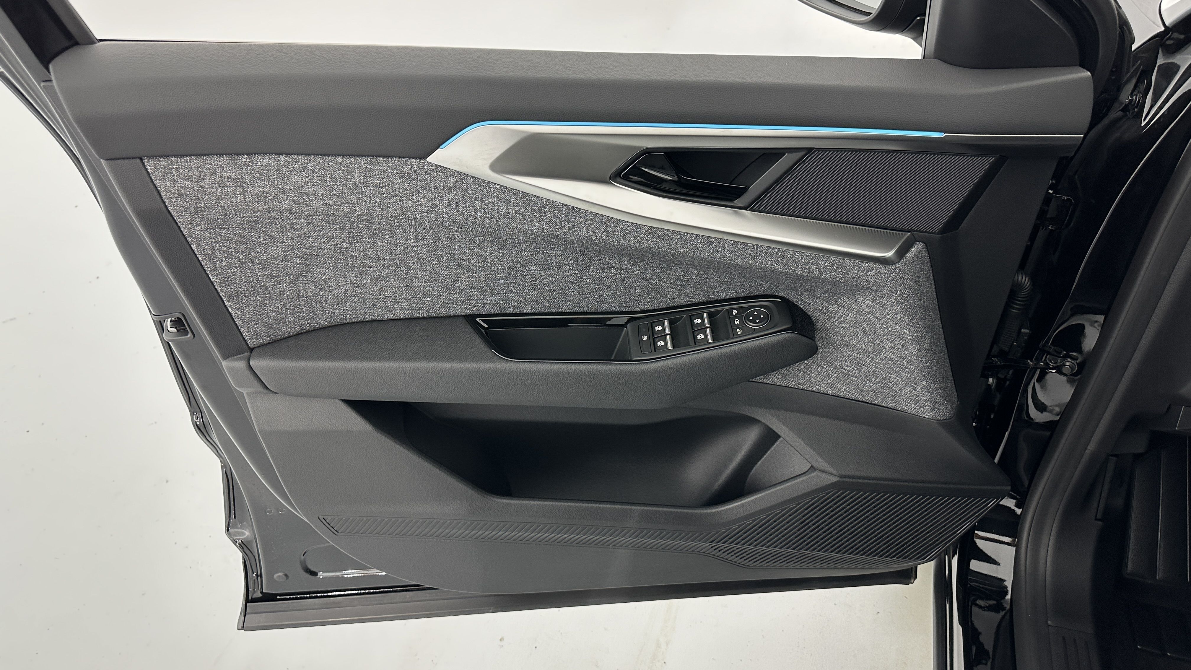 GLI00001574_p53 - RENAULT - ESPACE - 2025 - photo 14