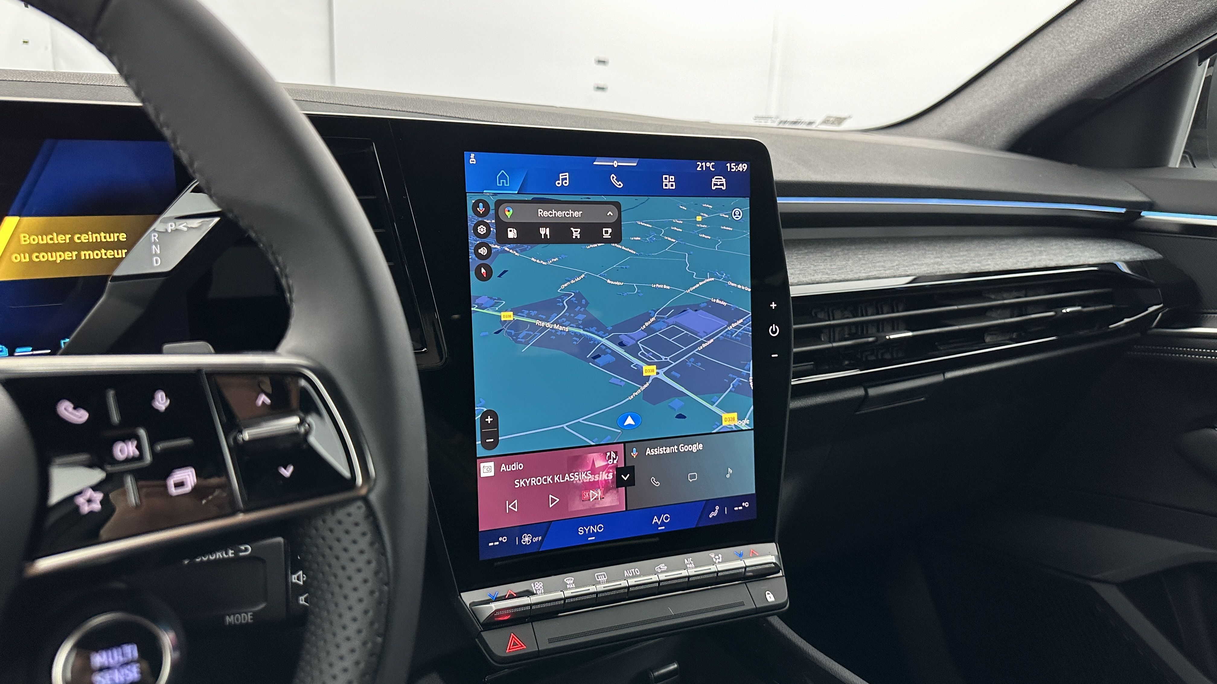 GLI00005939_p53 - RENAULT - AUSTRAL - 2025 - photo 18