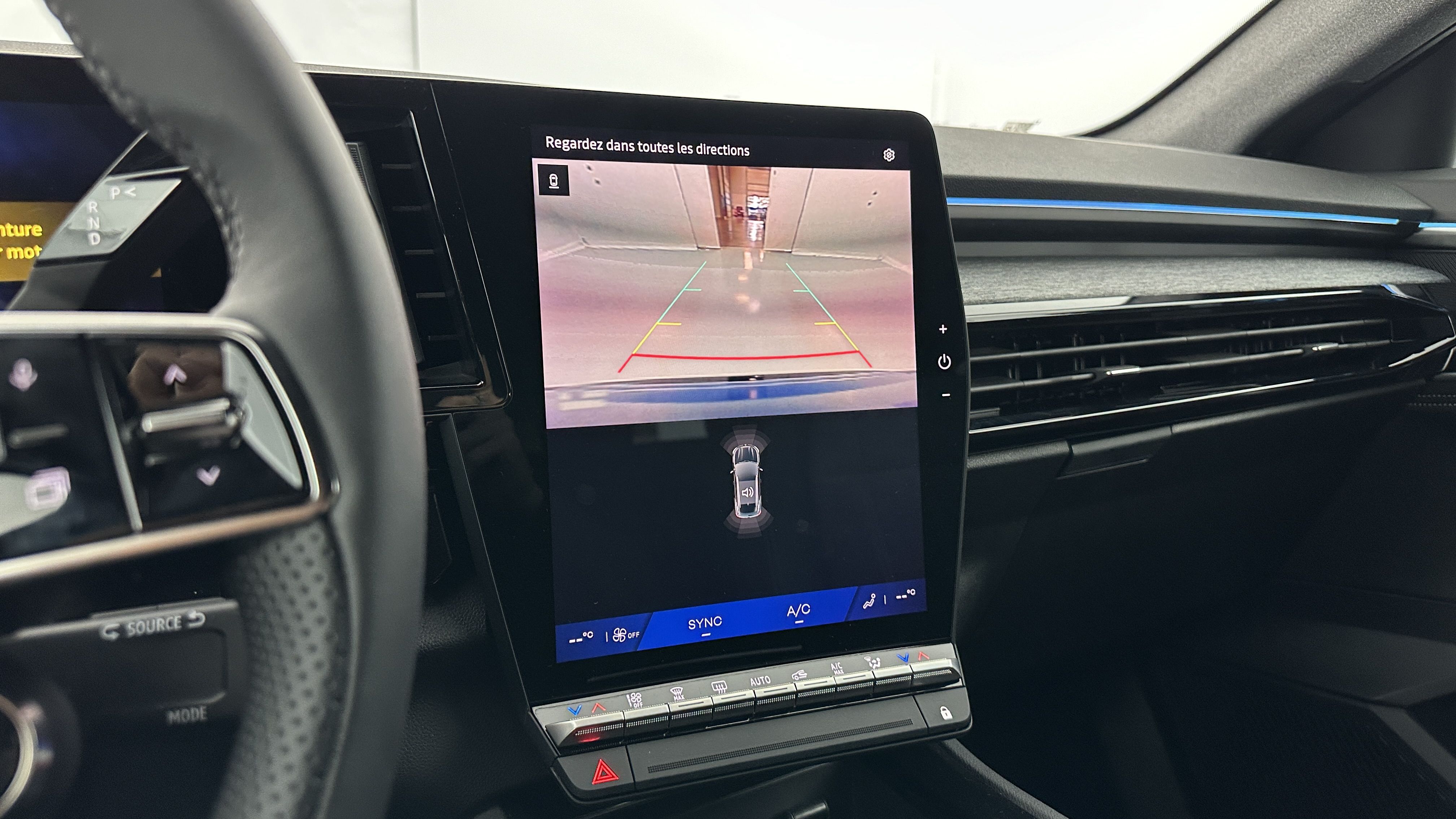 GLI00005937_p53 - RENAULT - AUSTRAL - 2025 - photo 18