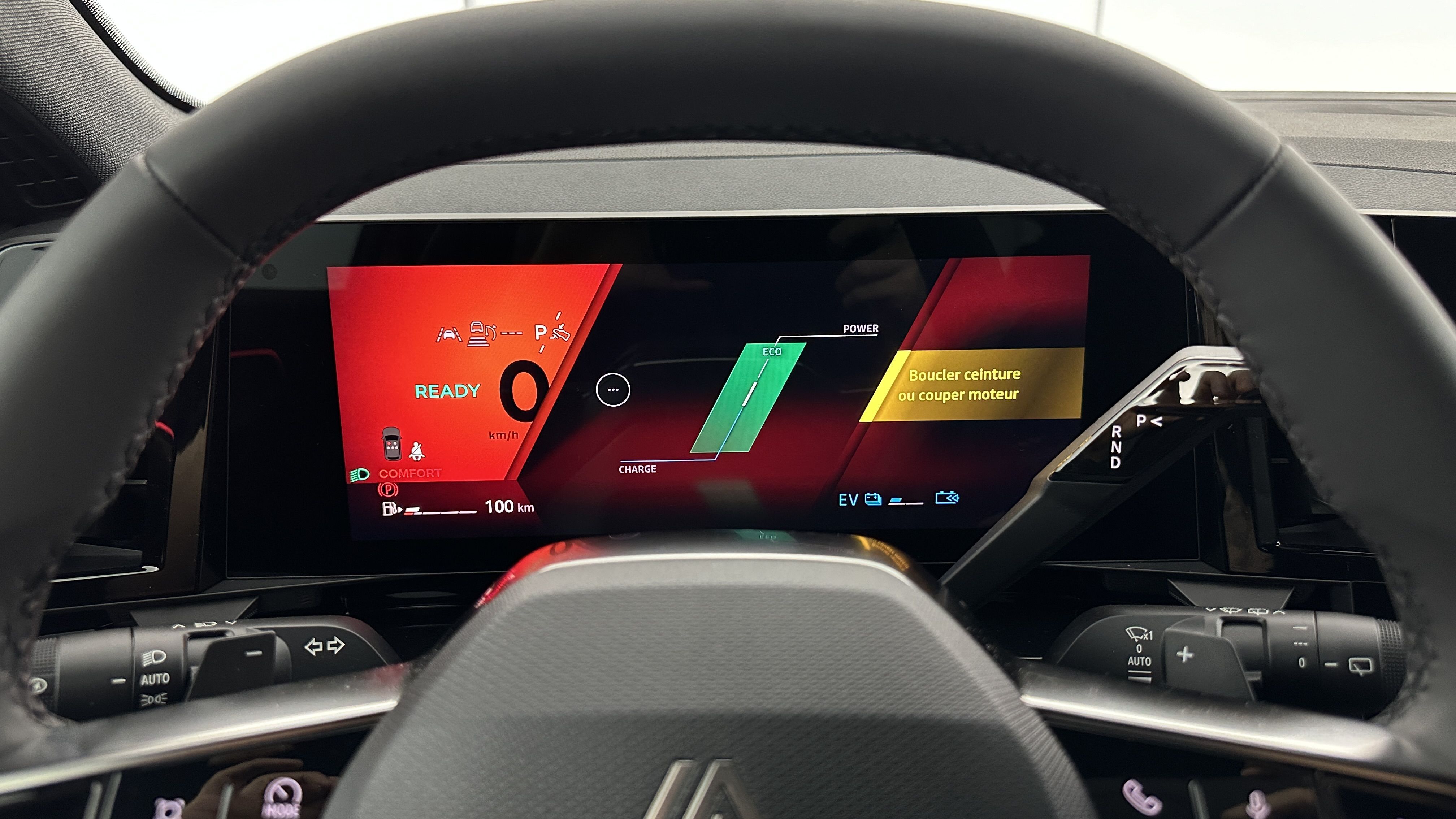 GLI00005945_p53 - RENAULT - AUSTRAL - 2025 - photo 15