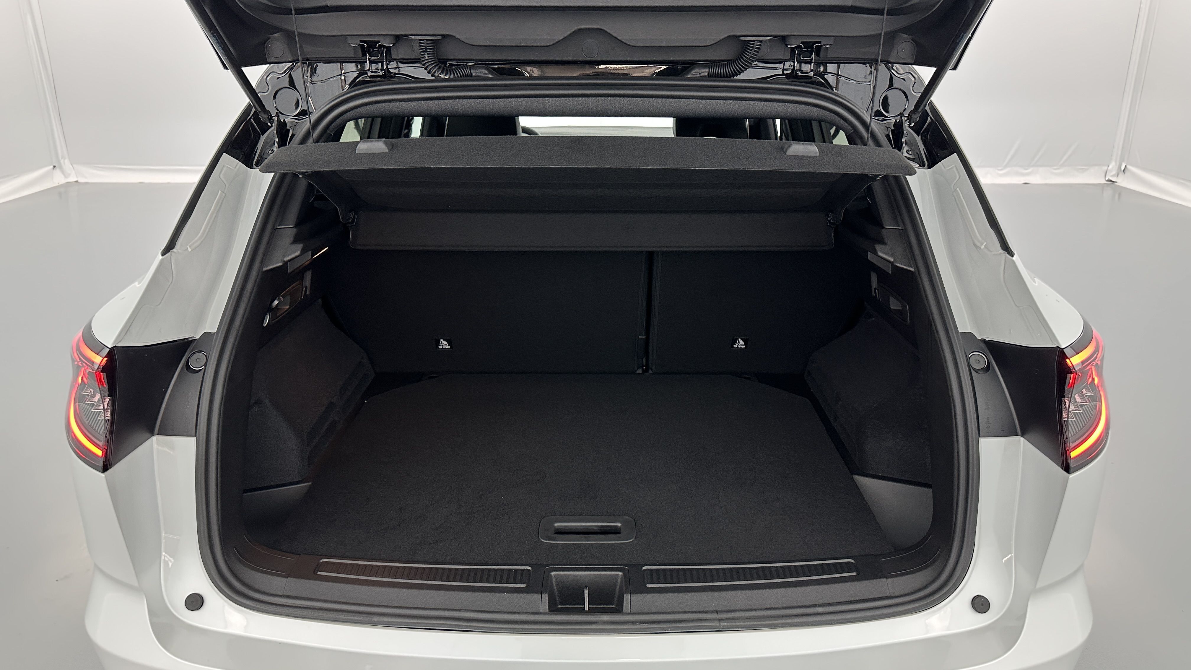 GLI00005941_p53 - RENAULT - AUSTRAL - 2025 - photo 10