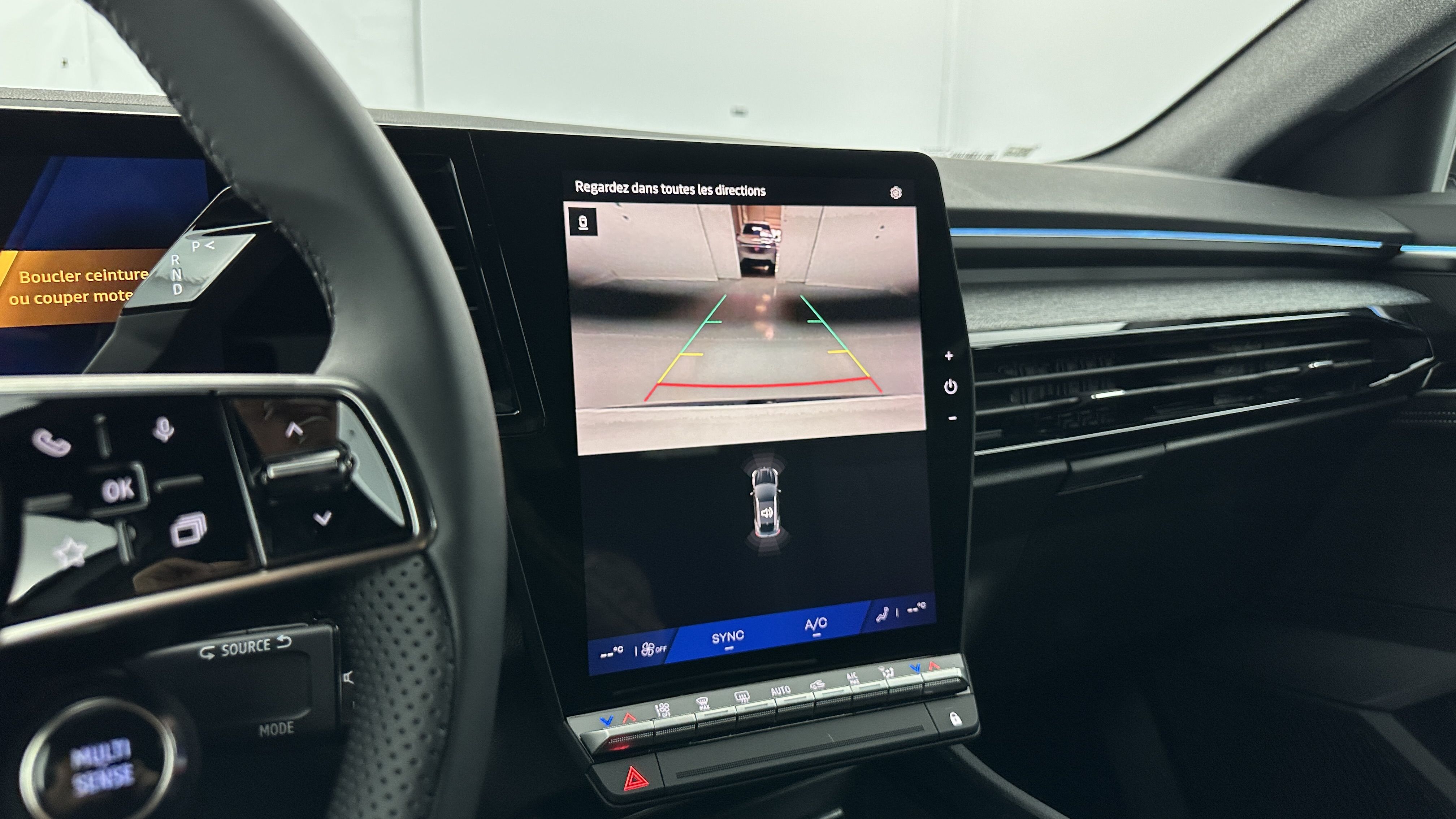 GLI00005941_p53 - RENAULT - AUSTRAL - 2025 - photo 19