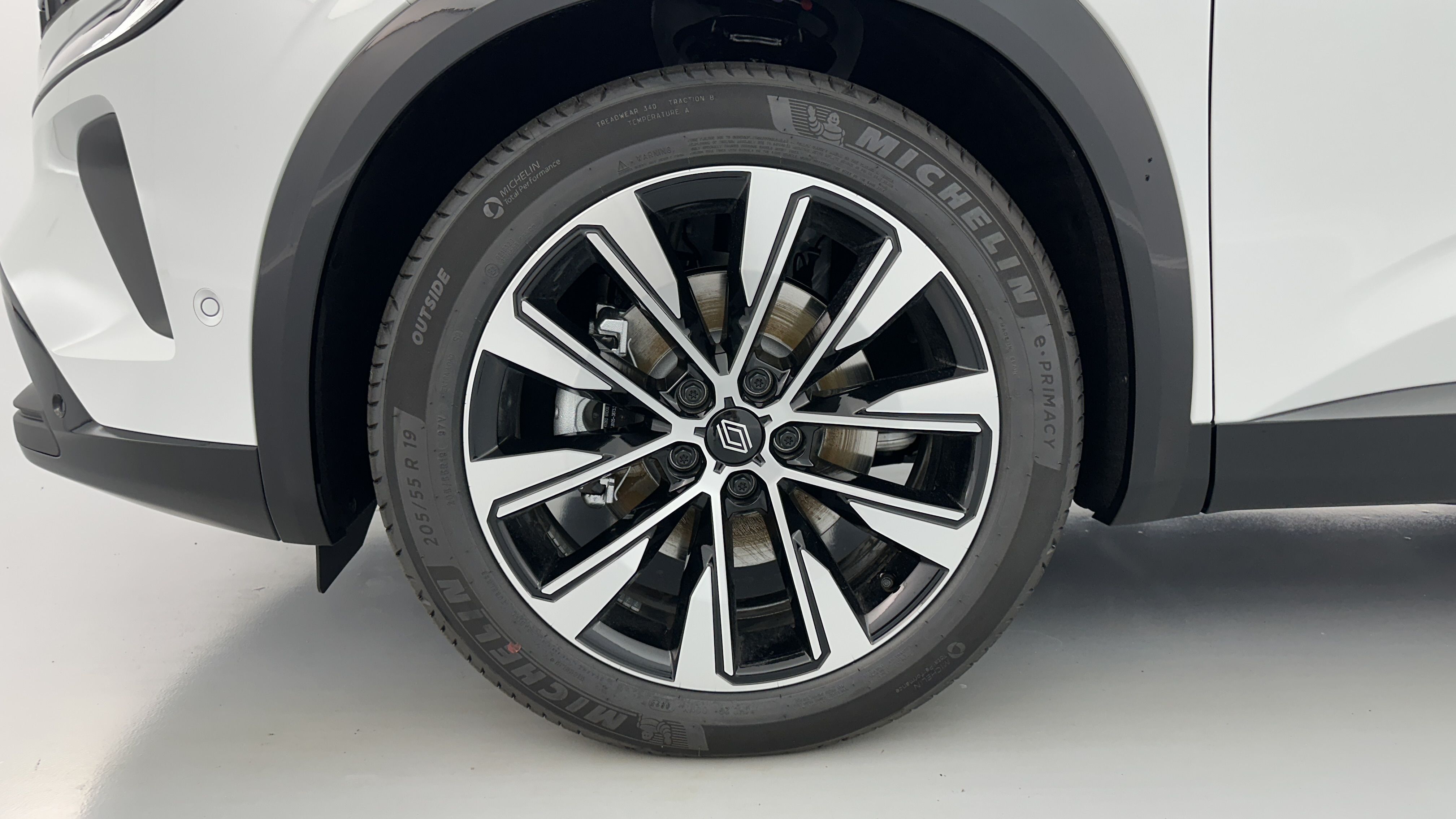 GLI00005948_p53 - RENAULT - AUSTRAL - 2025 - photo 12