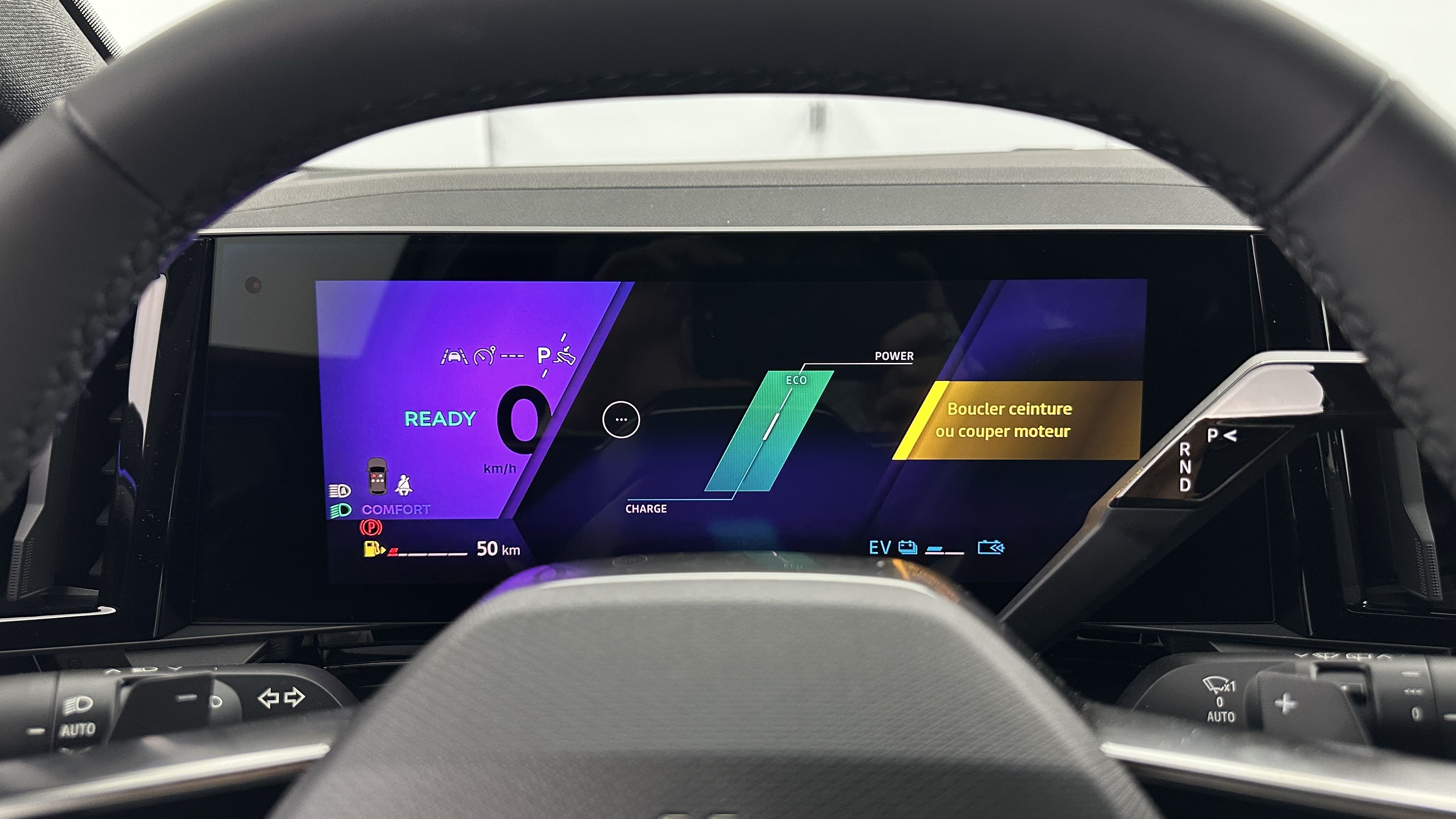 GLI00005946_p53 - RENAULT - AUSTRAL - 2025 - photo 15