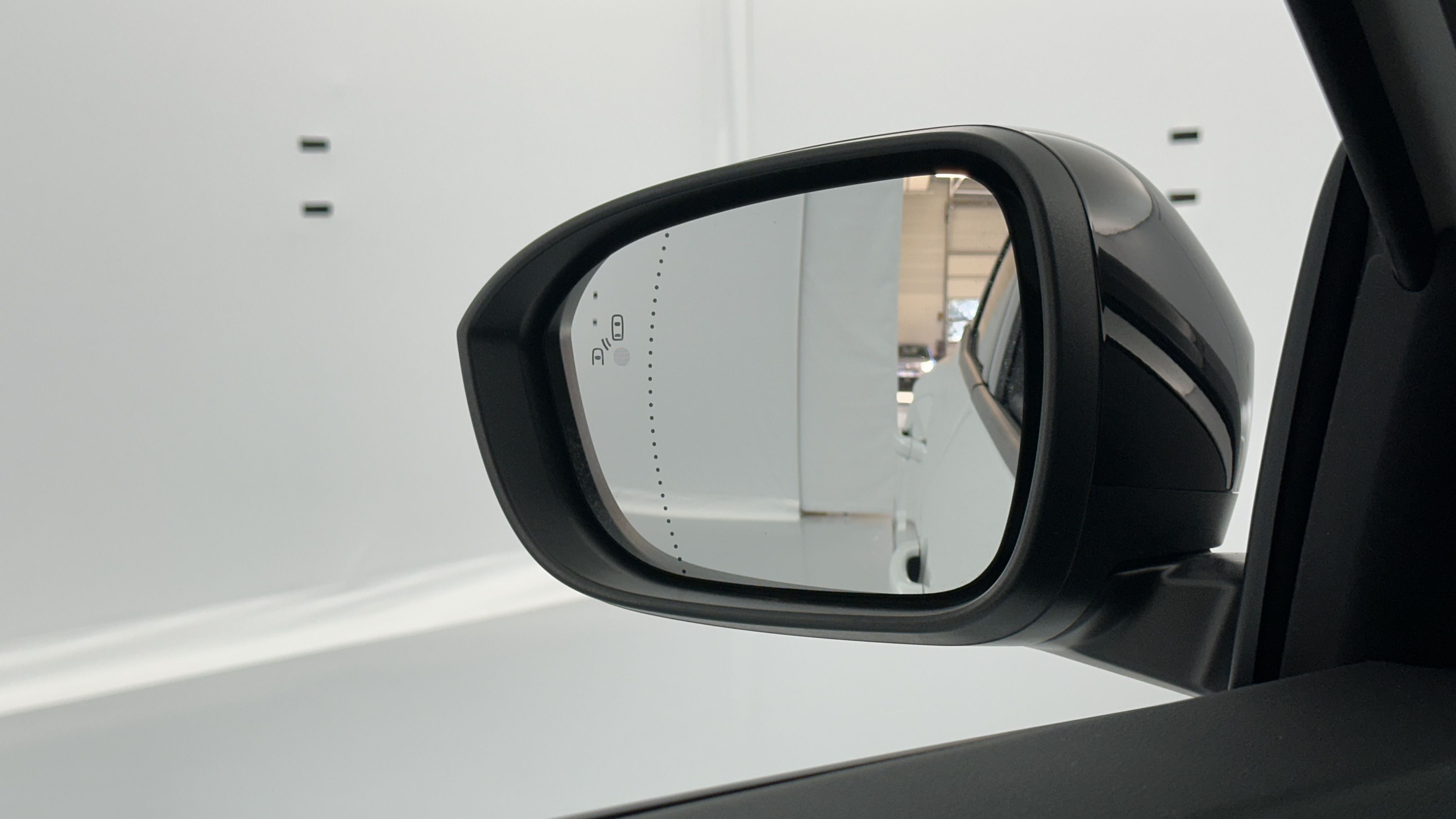 GLI00005946_p53 - RENAULT - AUSTRAL - 2025 - photo 22