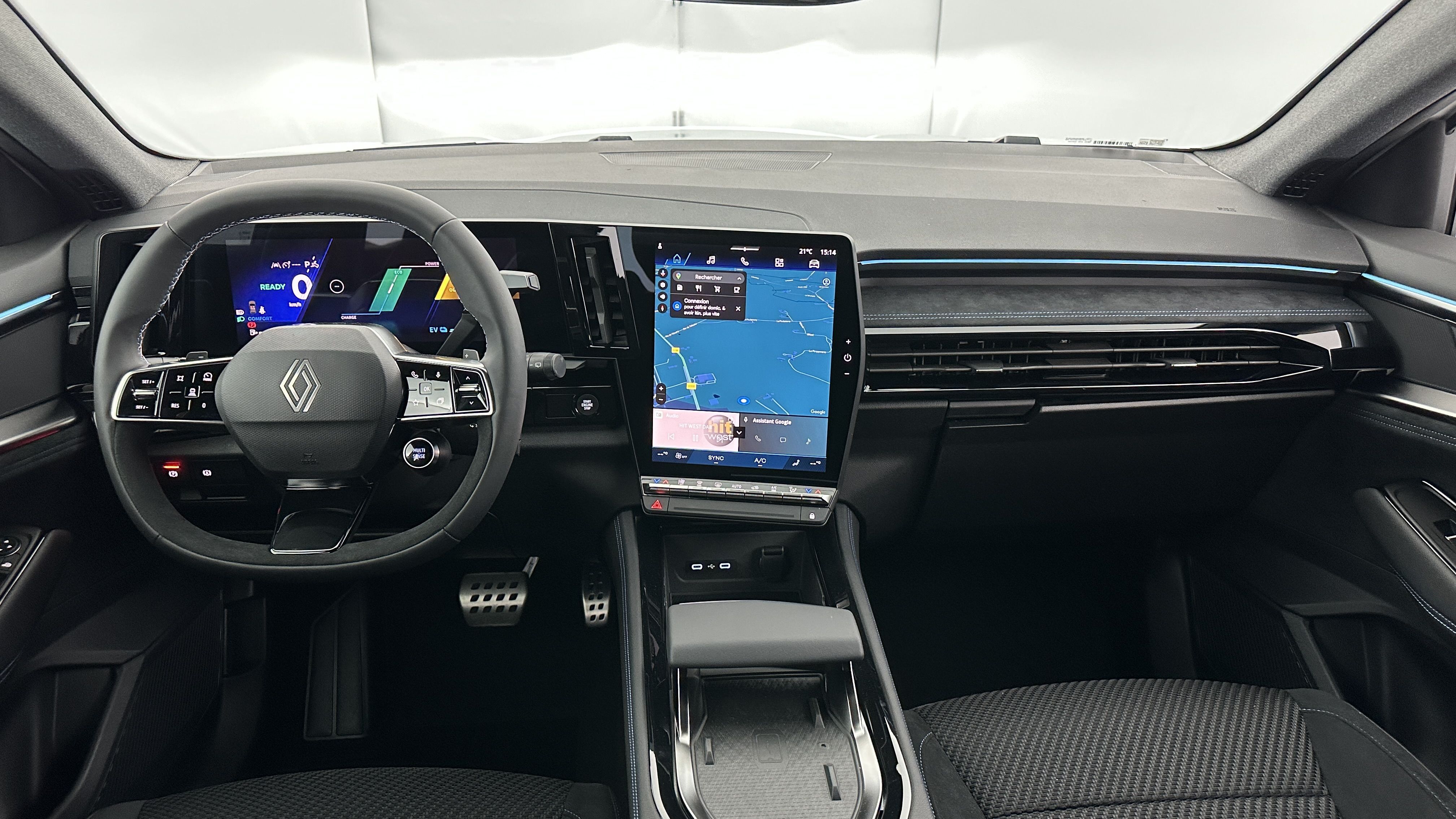 GLI00005929_p53 - RENAULT - AUSTRAL - 2025 - photo 7