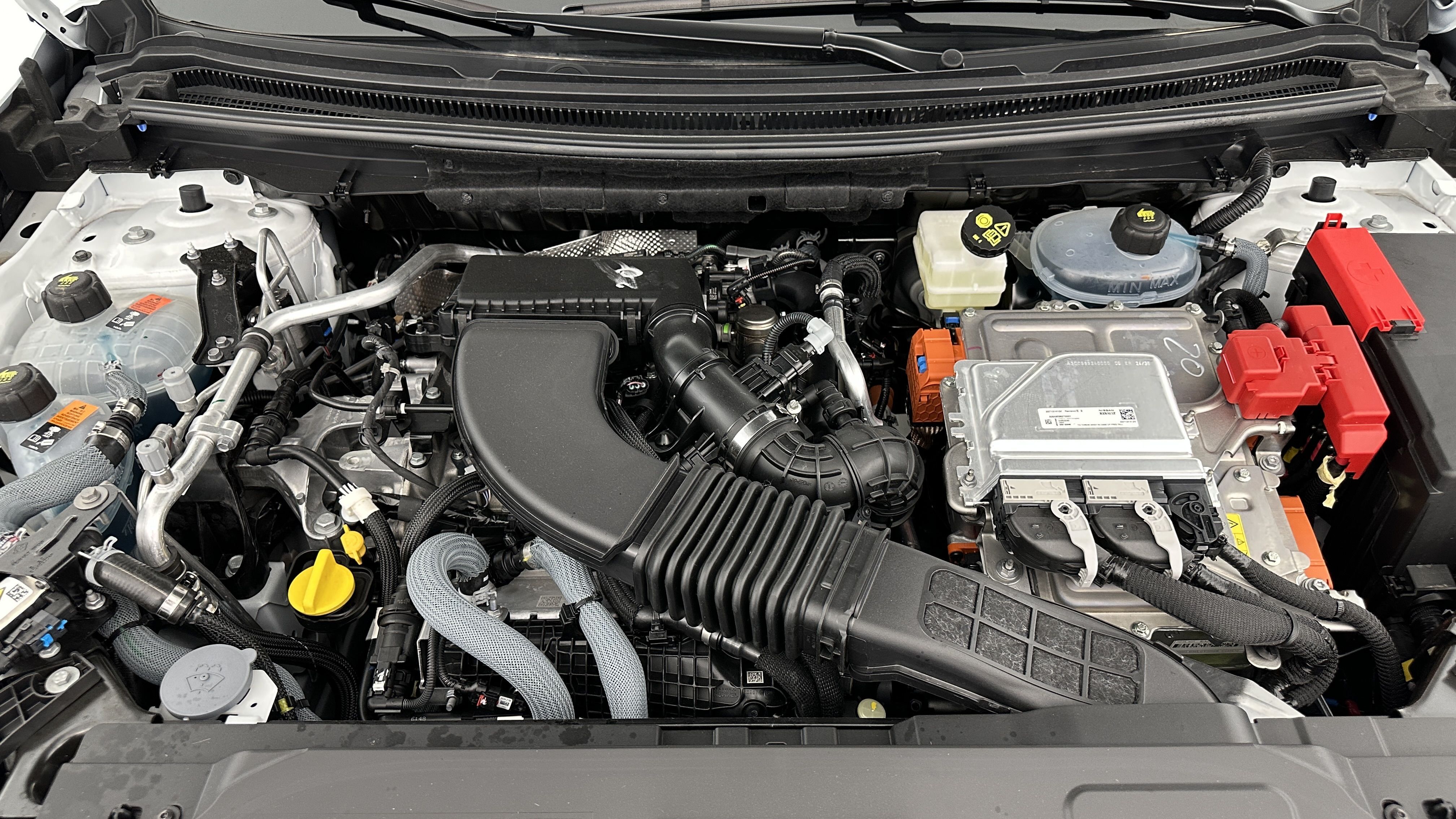 GLI00005929_p53 - RENAULT - AUSTRAL - 2025 - photo 11