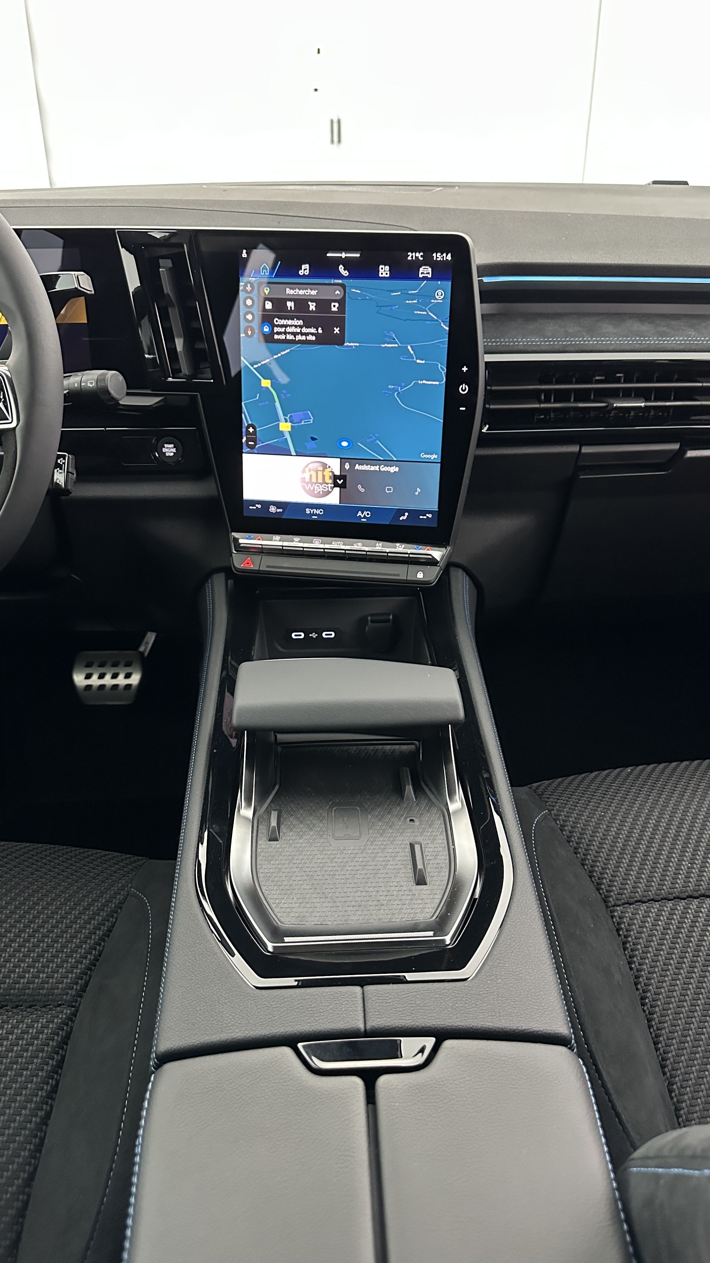 GLI00005929_p53 - RENAULT - AUSTRAL - 2025 - photo 16