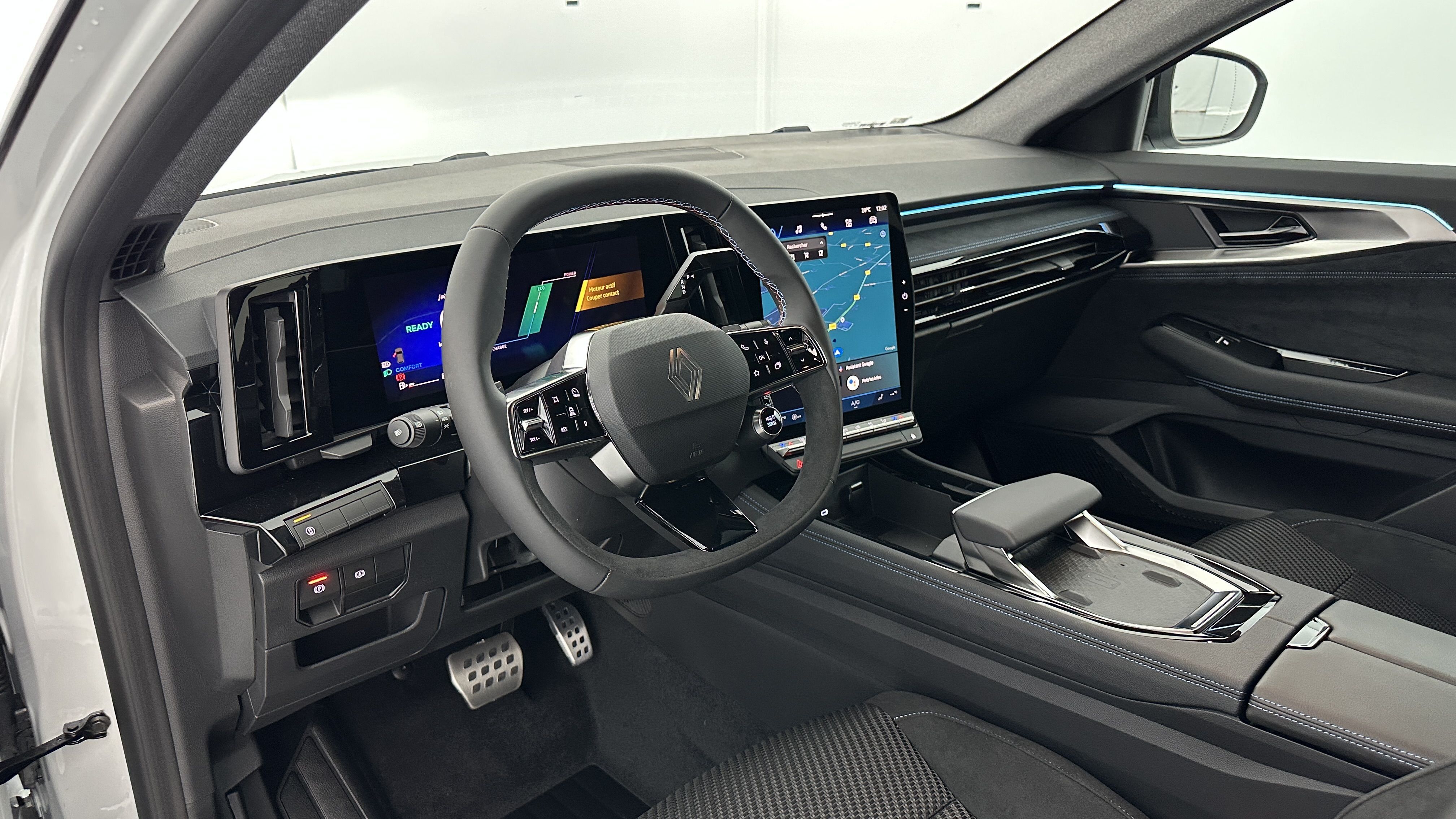 GLI00005928_p53 - RENAULT - AUSTRAL - 2025 - photo 6