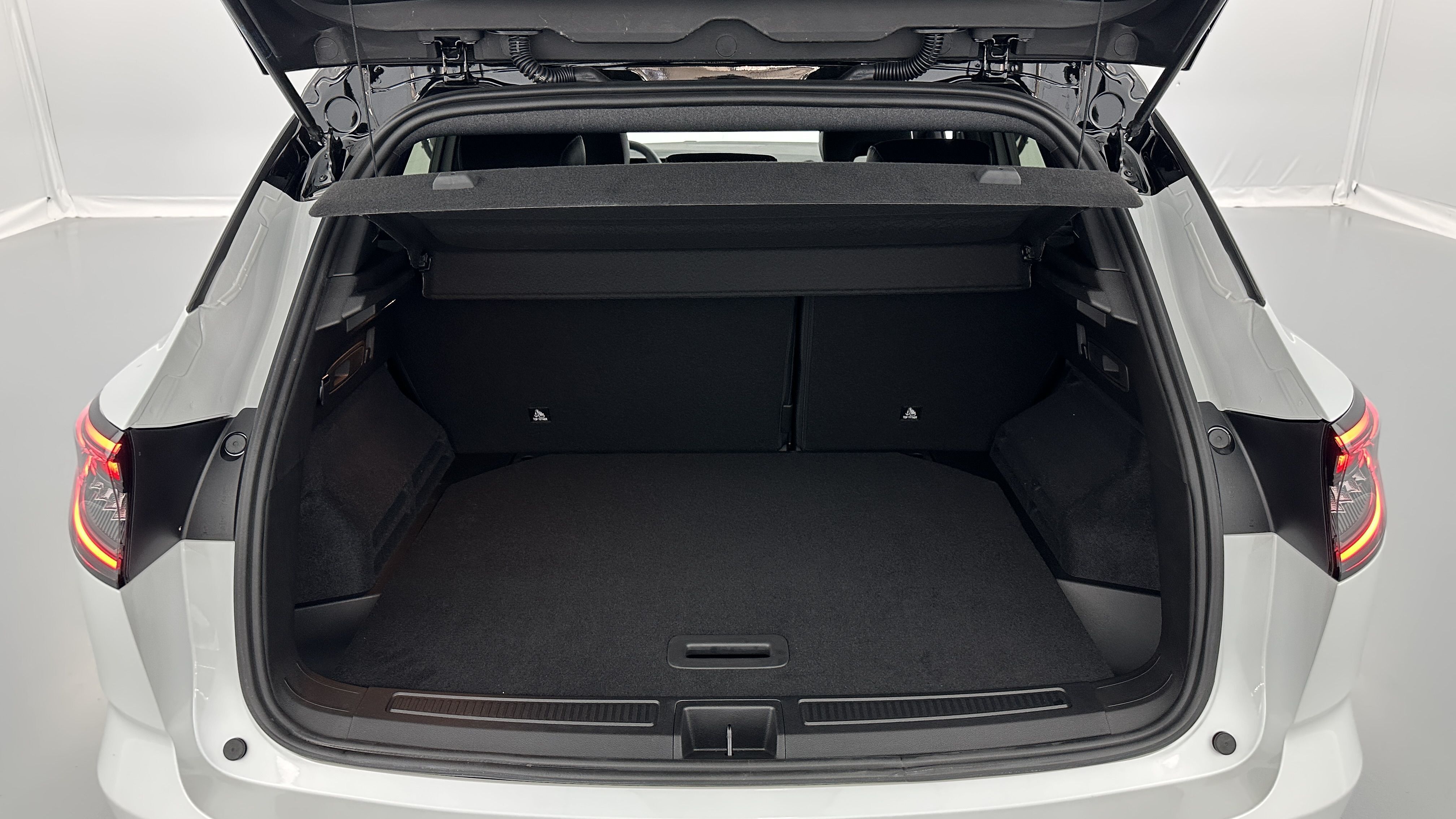 GLI00005928_p53 - RENAULT - AUSTRAL - 2025 - photo 10