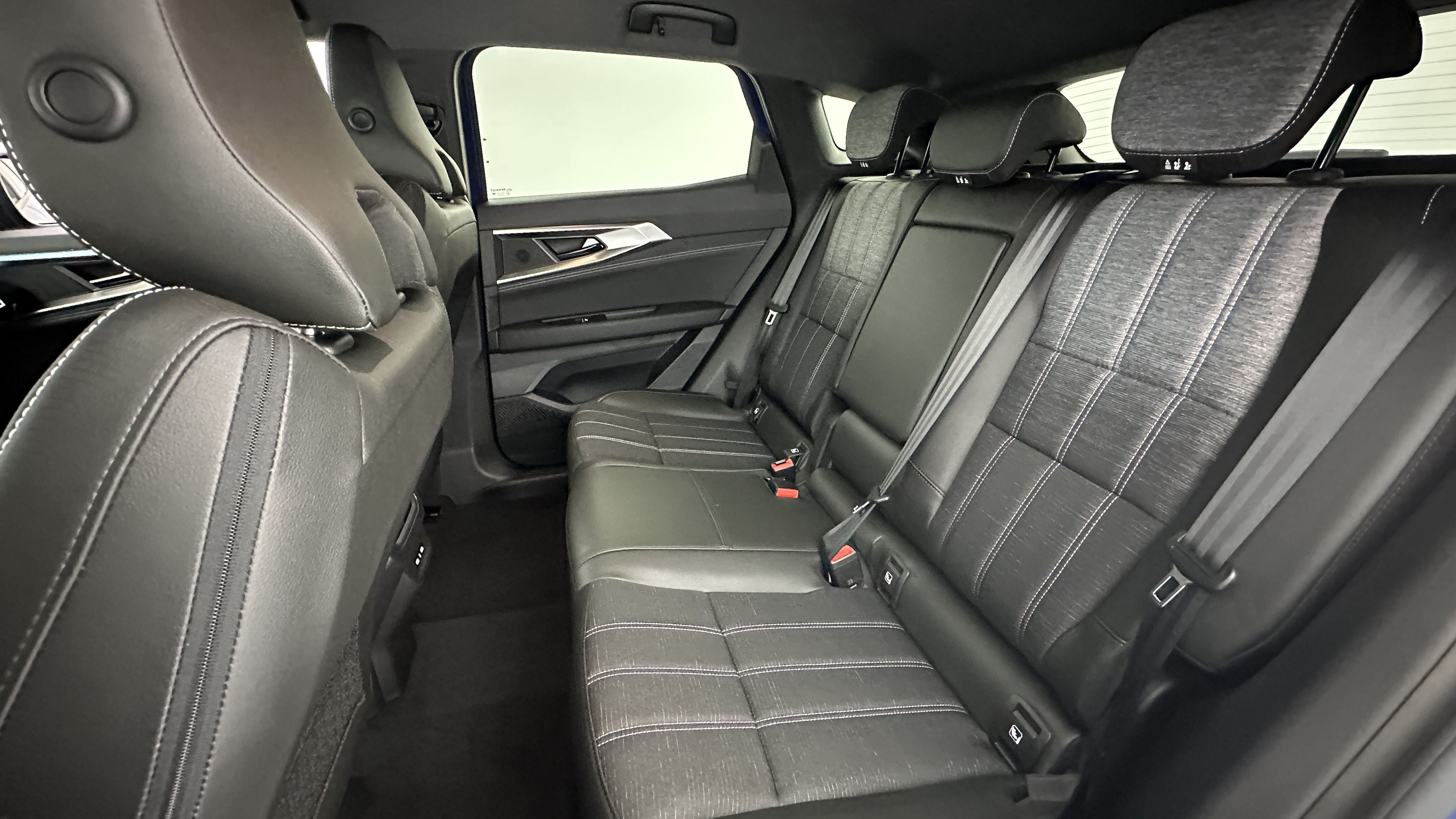 GLI00005938_p53 - RENAULT - AUSTRAL - 2025 - photo 9