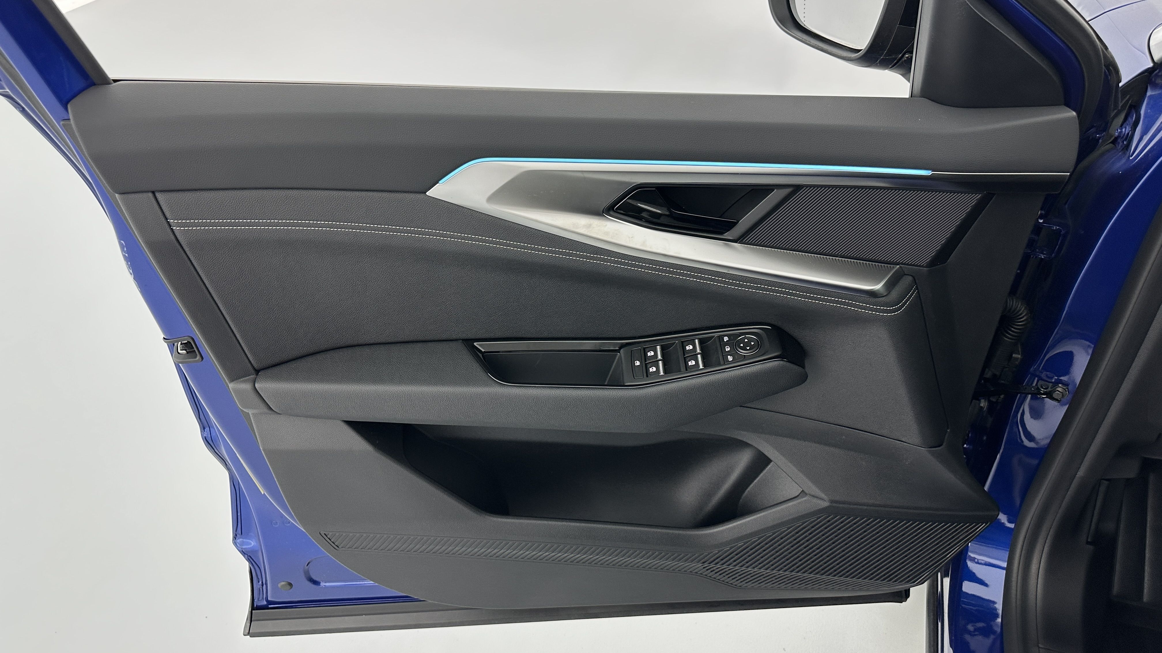 GLI00005938_p53 - RENAULT - AUSTRAL - 2025 - photo 13