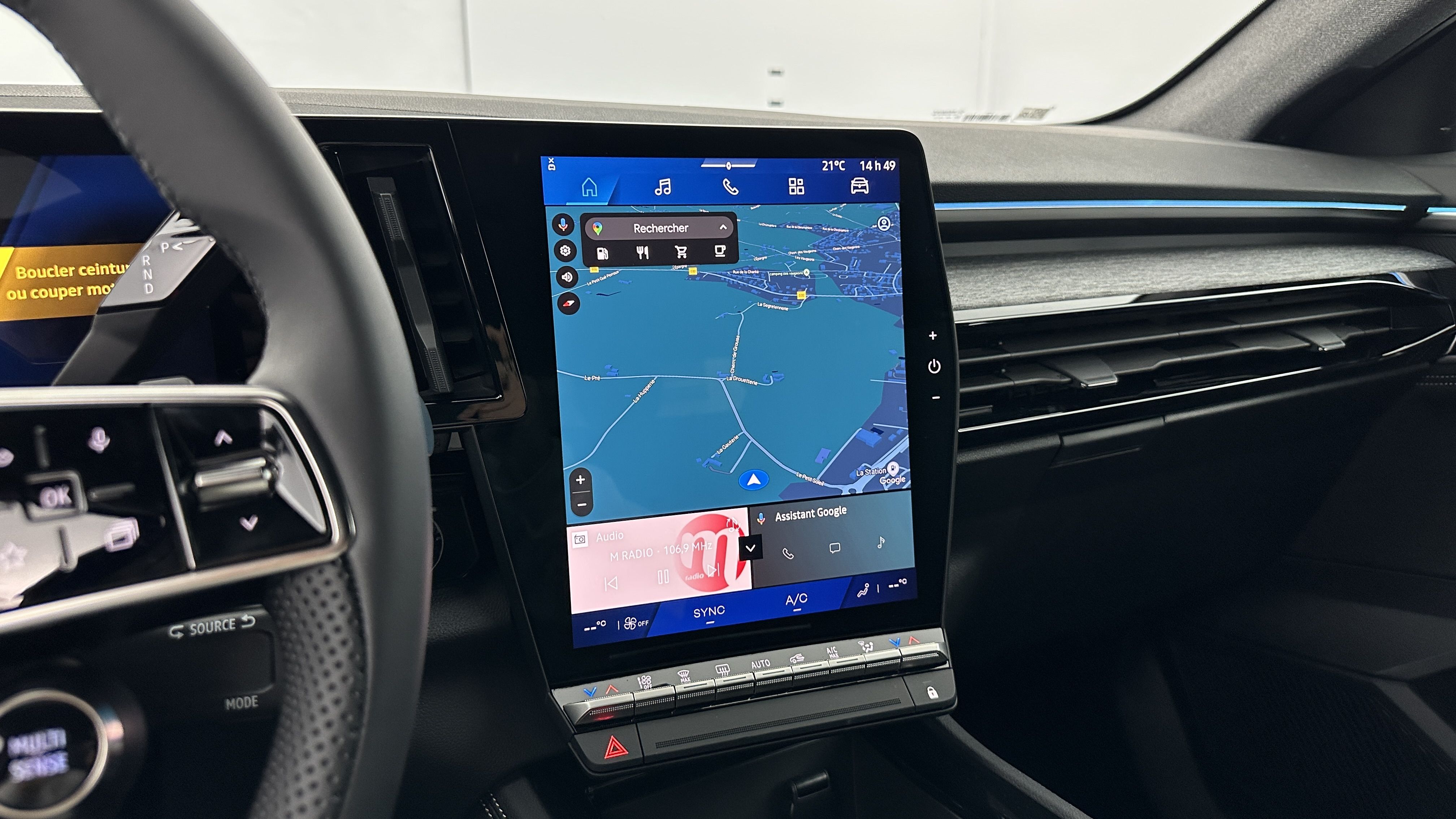 GLI00005938_p53 - RENAULT - AUSTRAL - 2025 - photo 17