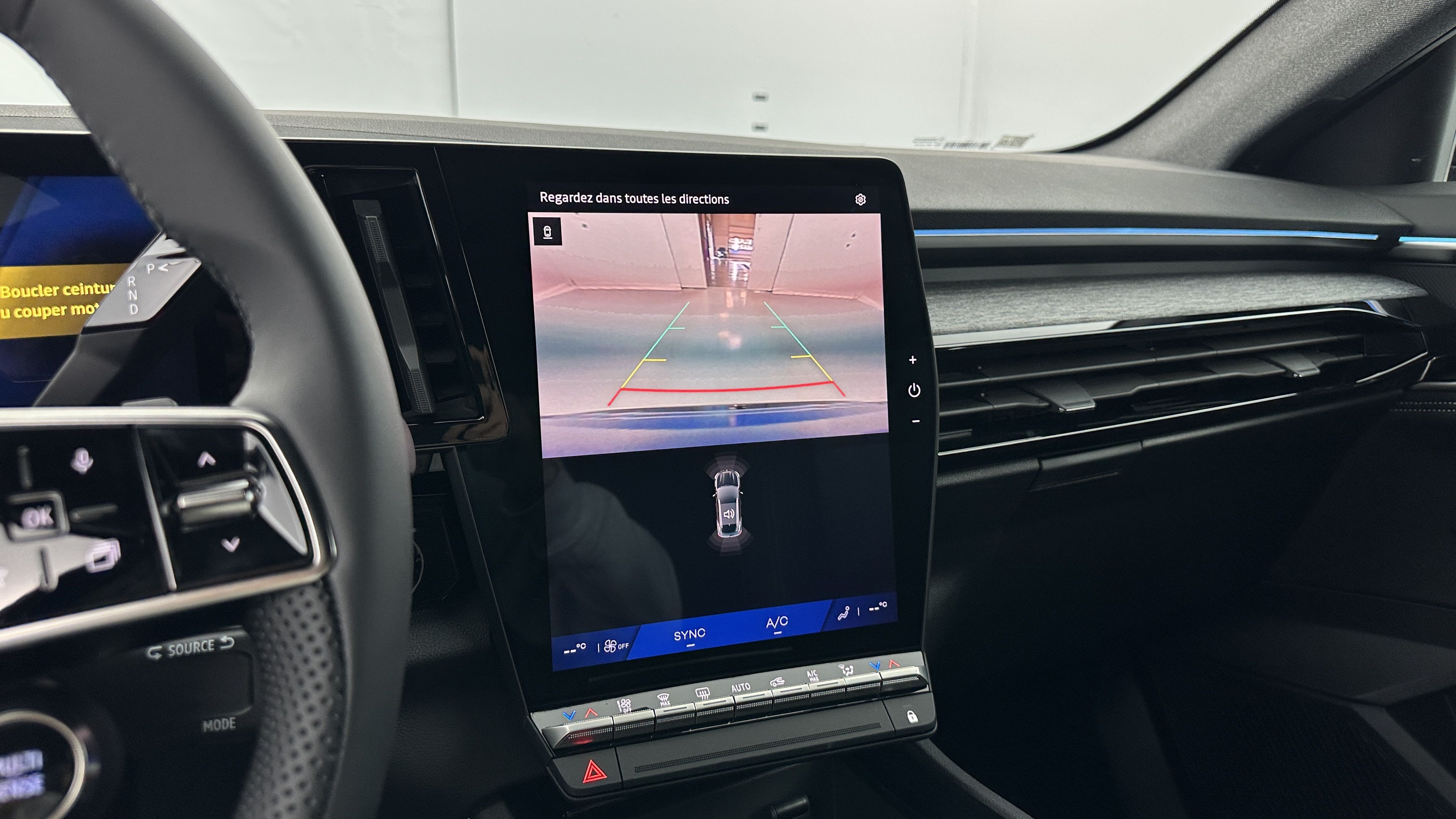 GLI00005938_p53 - RENAULT - AUSTRAL - 2025 - photo 18