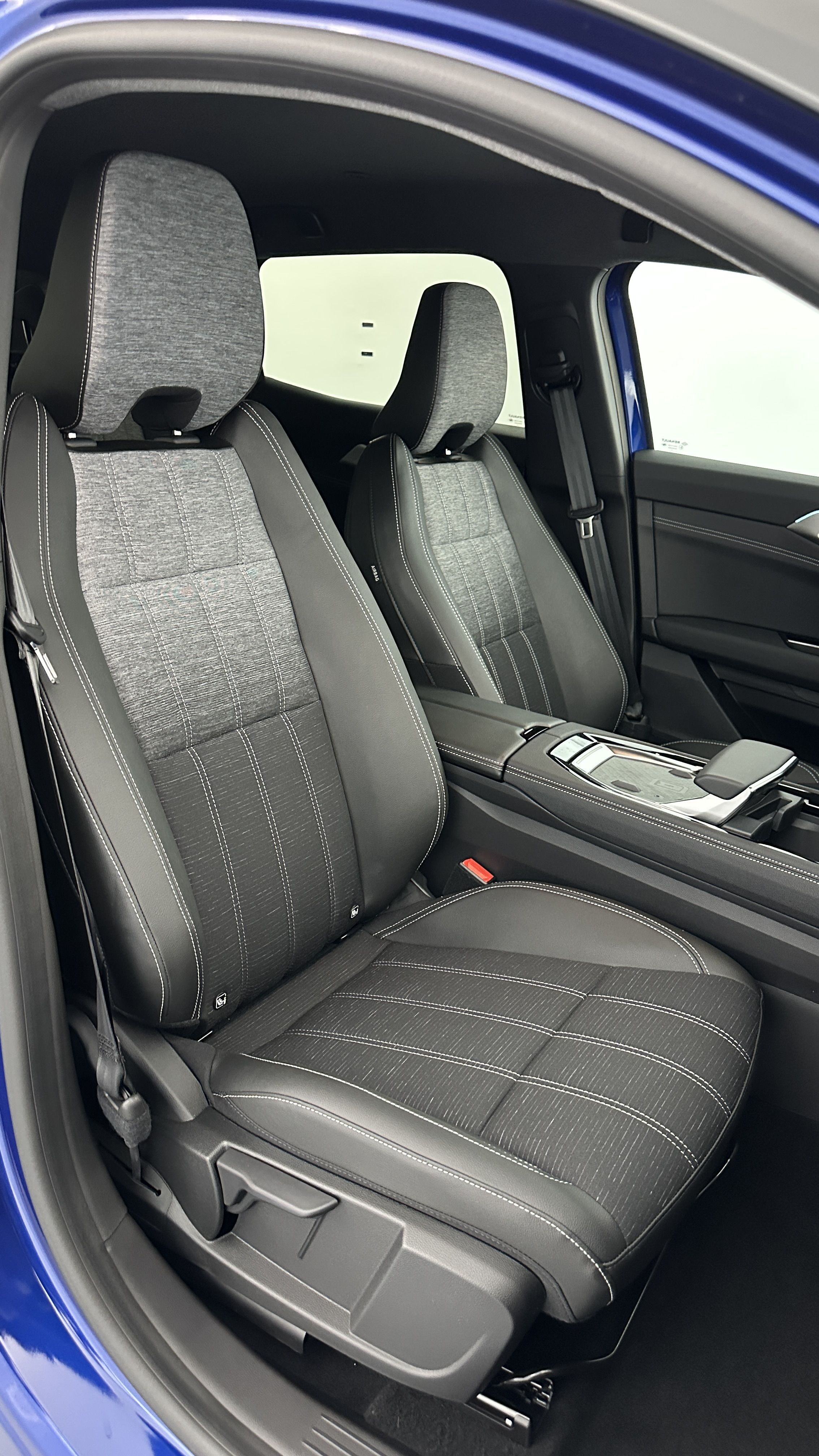 GLI00005938_p53 - RENAULT - AUSTRAL - 2025 - photo 24