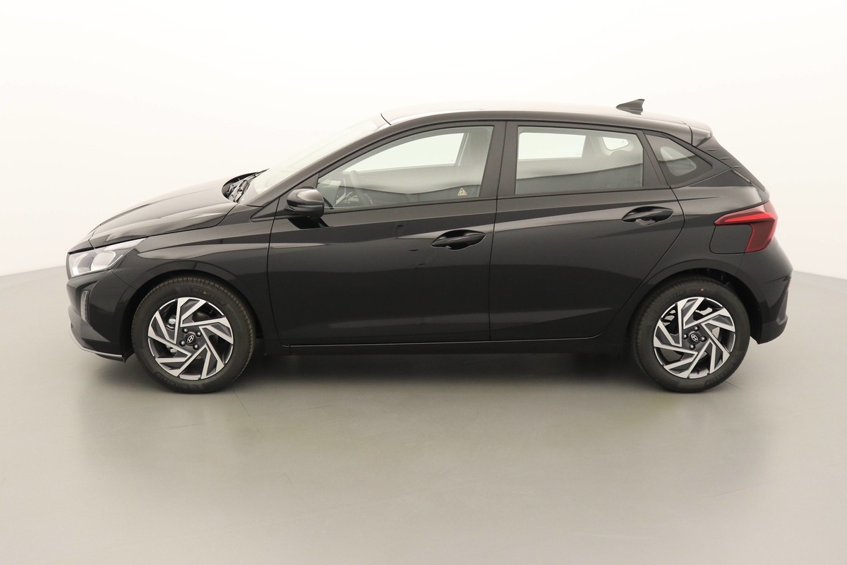 N199974_p3 - HYUNDAI - I 20 - 2025 - photo 4