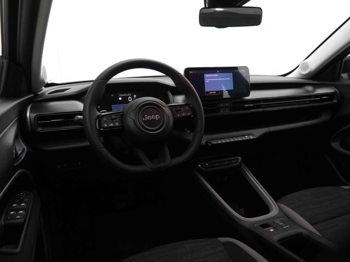 352677_p2 - JEEP - AVENGER - 2025 - photo 6