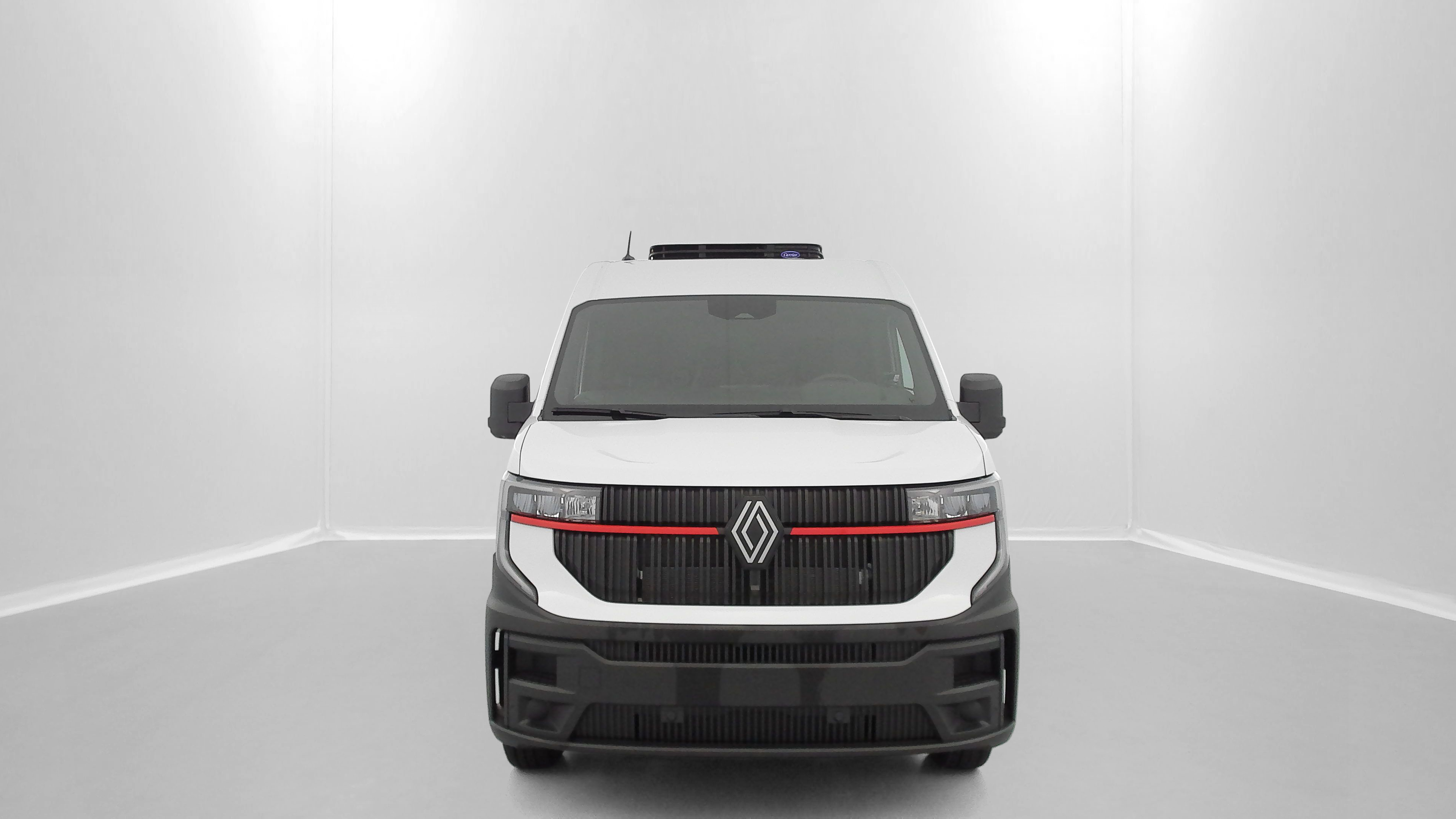 GLI00007235_p53 - RENAULT - MASTER - 2025 - photo 2