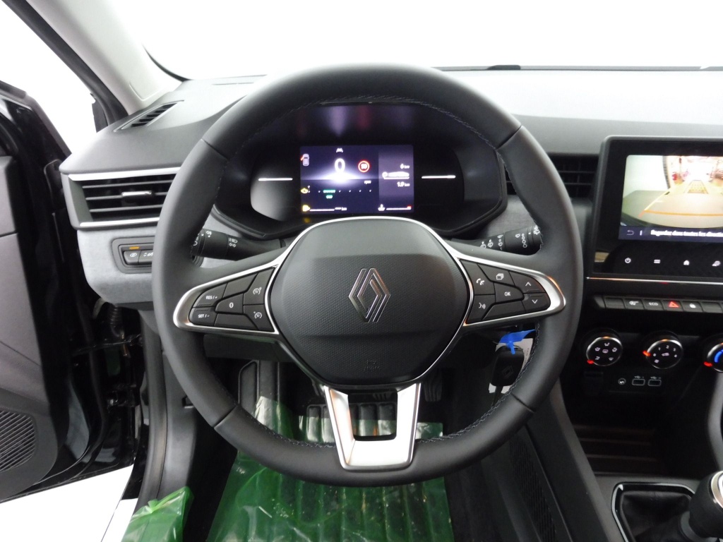 71197_p51 - RENAULT - CLIO - 2025 - photo 15