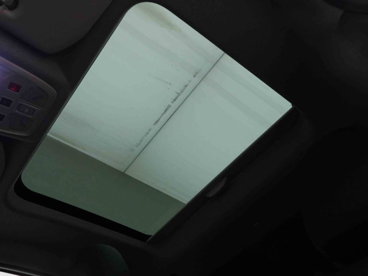 357541_p2 - JEEP - AVENGER - 2025 - photo 10