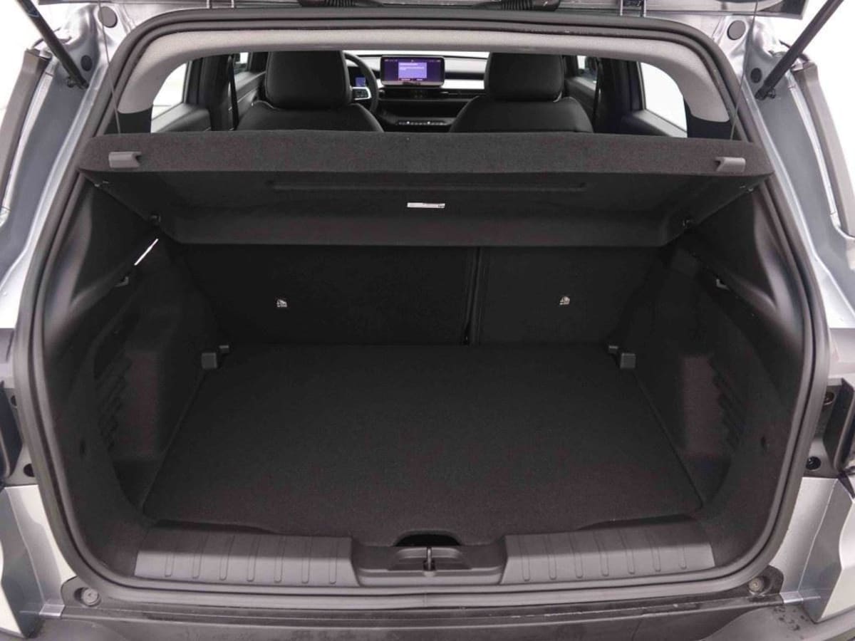 357668_p2 - JEEP - AVENGER - 2025 - photo 6