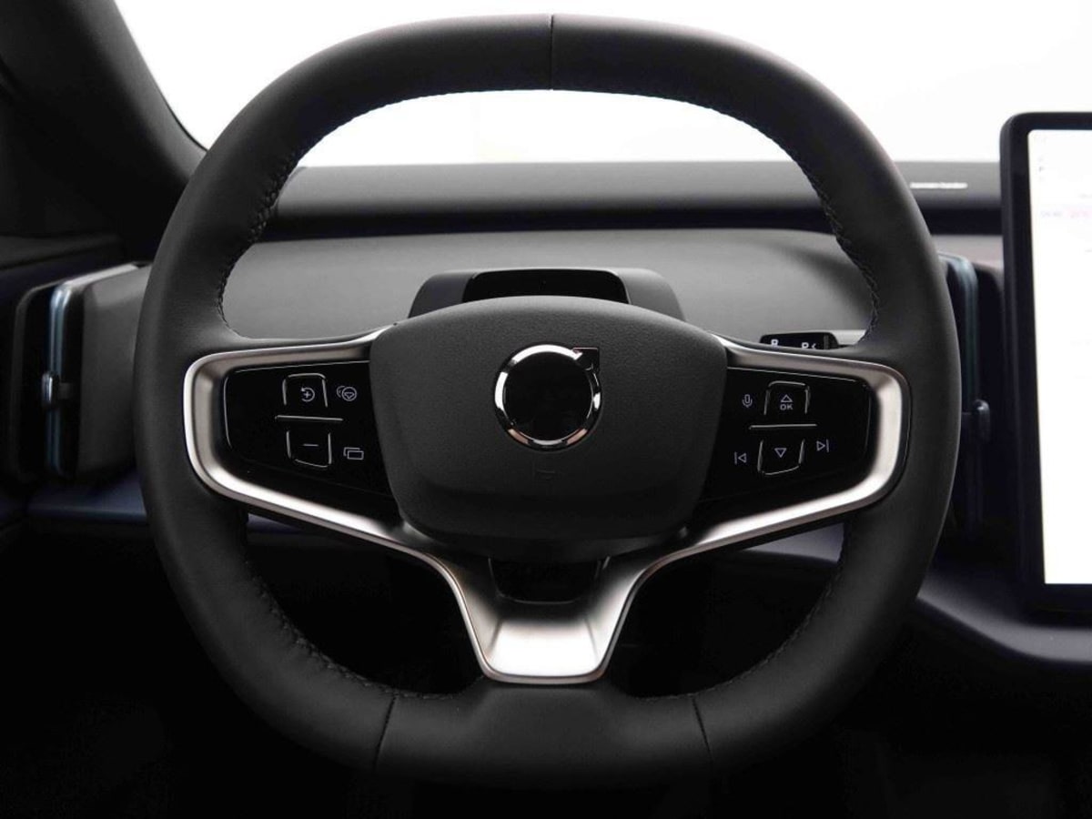 356070_p2 - VOLVO - EX30 - 2025 - photo 9